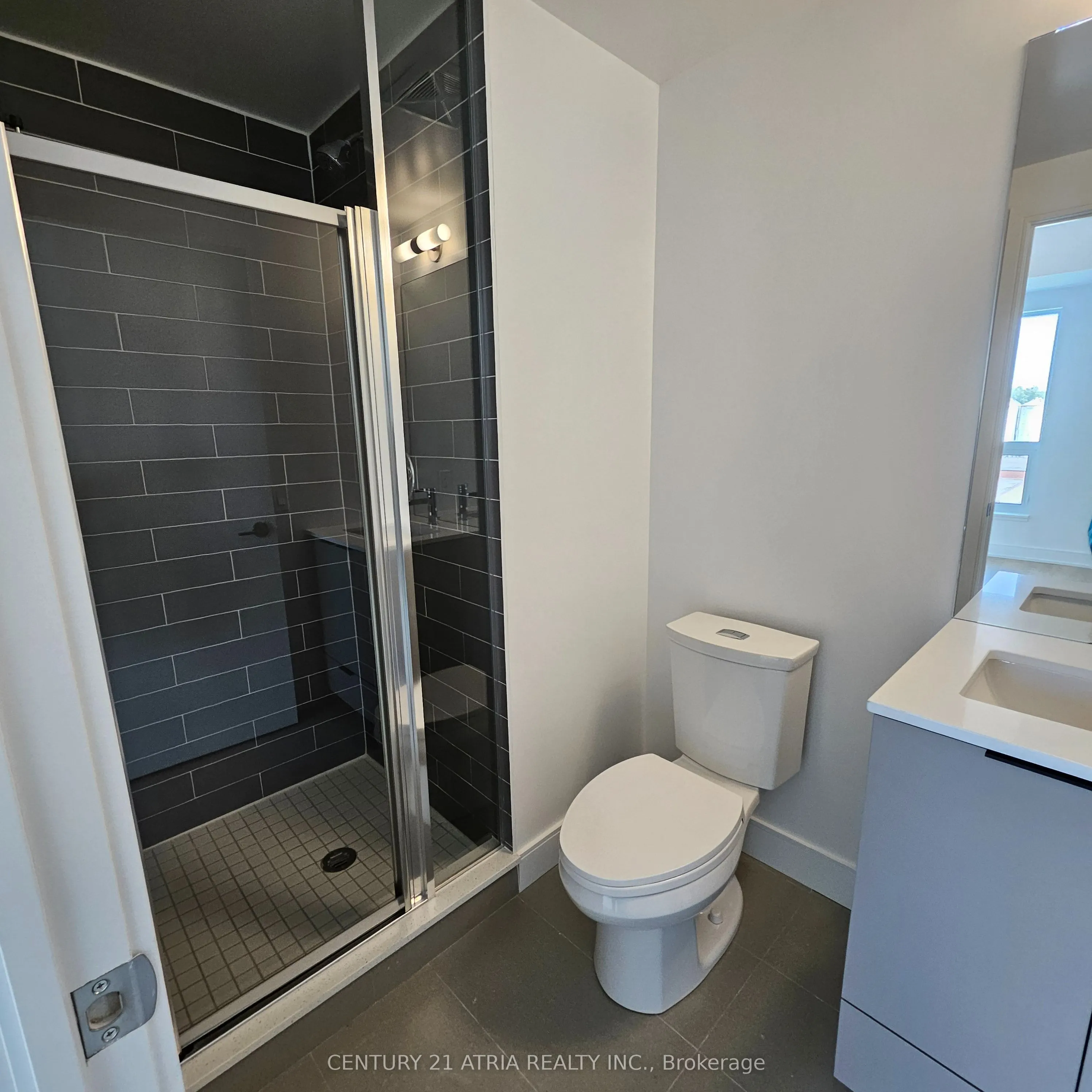 1350 Ellesmere Road, #524