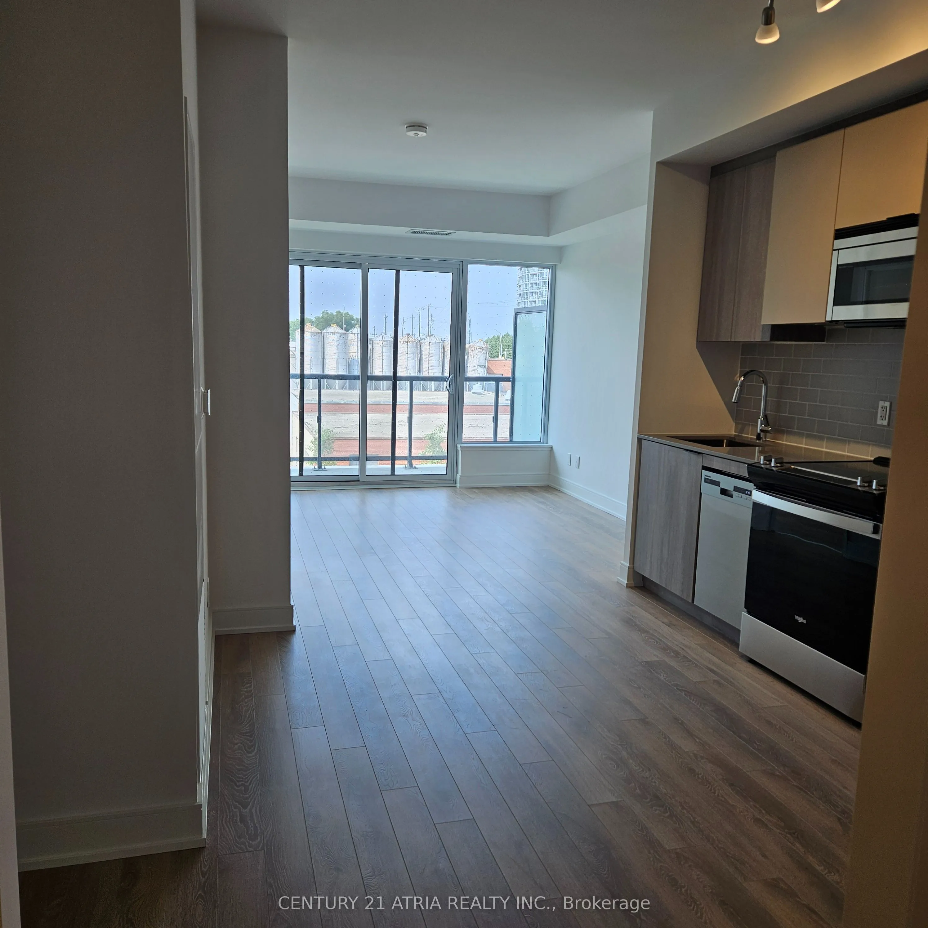 1350 Ellesmere Road, #524