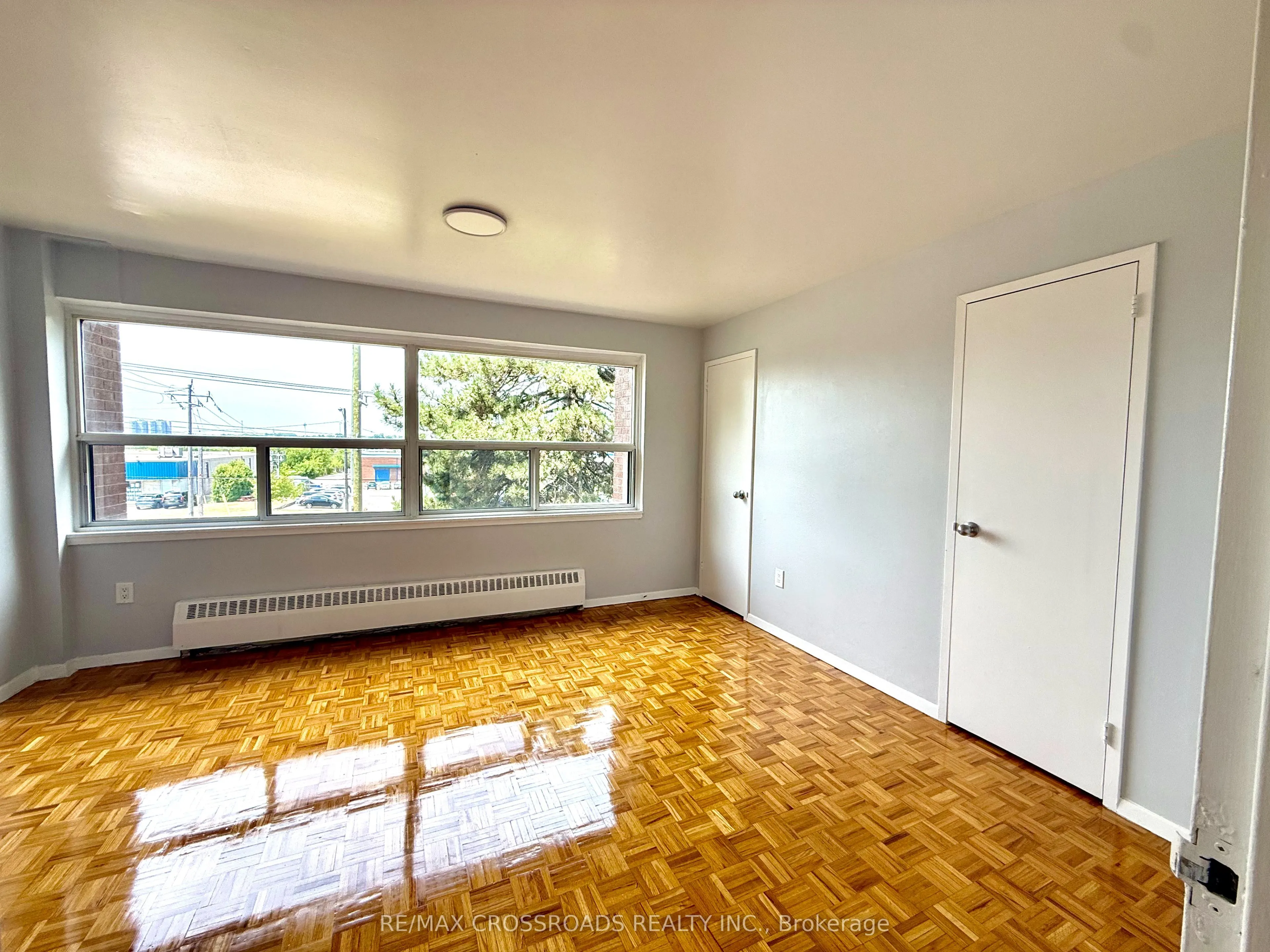 1191 Ellesmere Road, #201