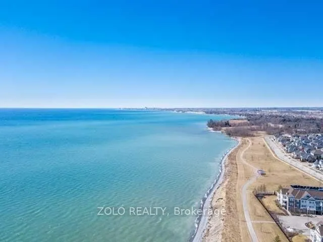 50 Lakebreeze Drive, #215