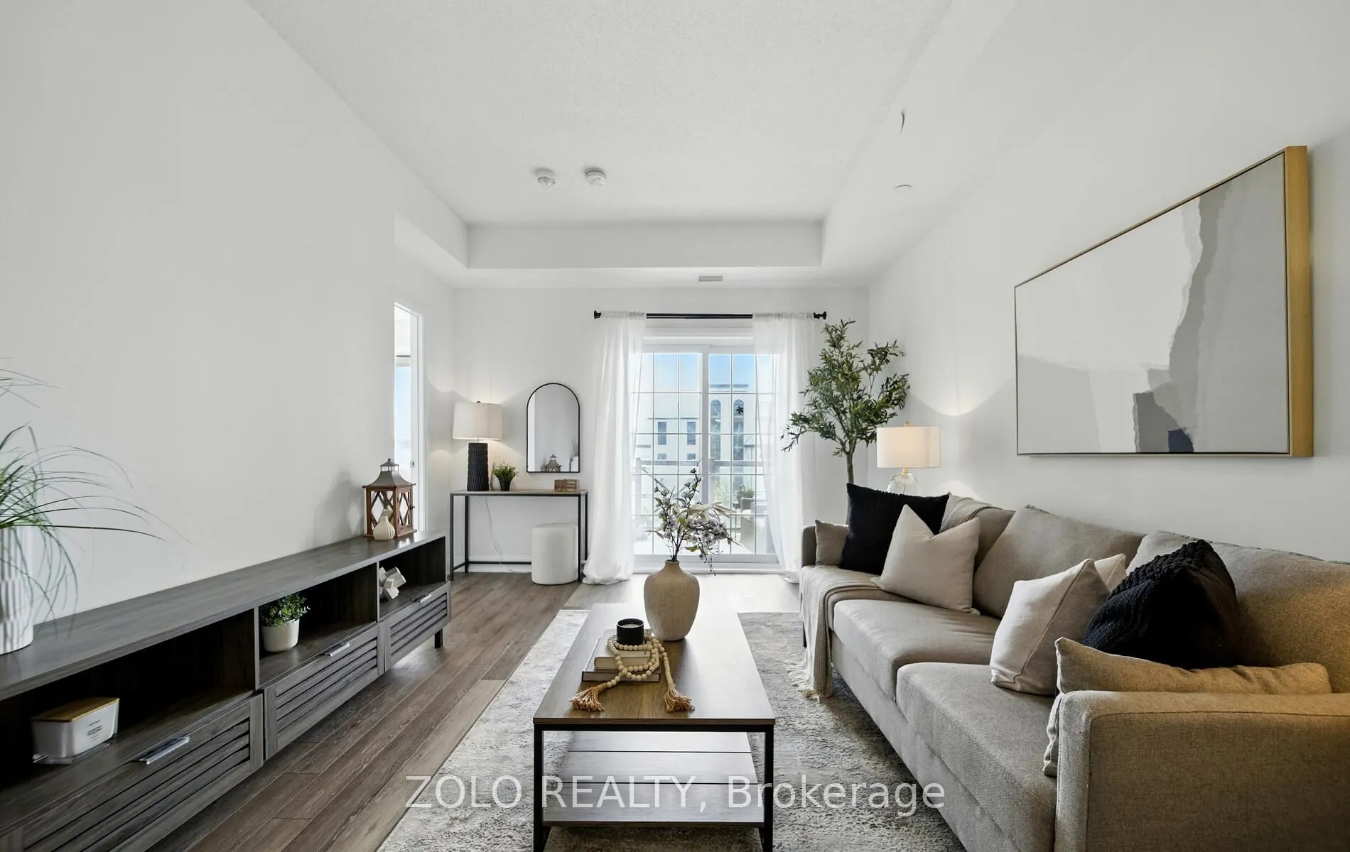 50 Lakebreeze Drive, #215