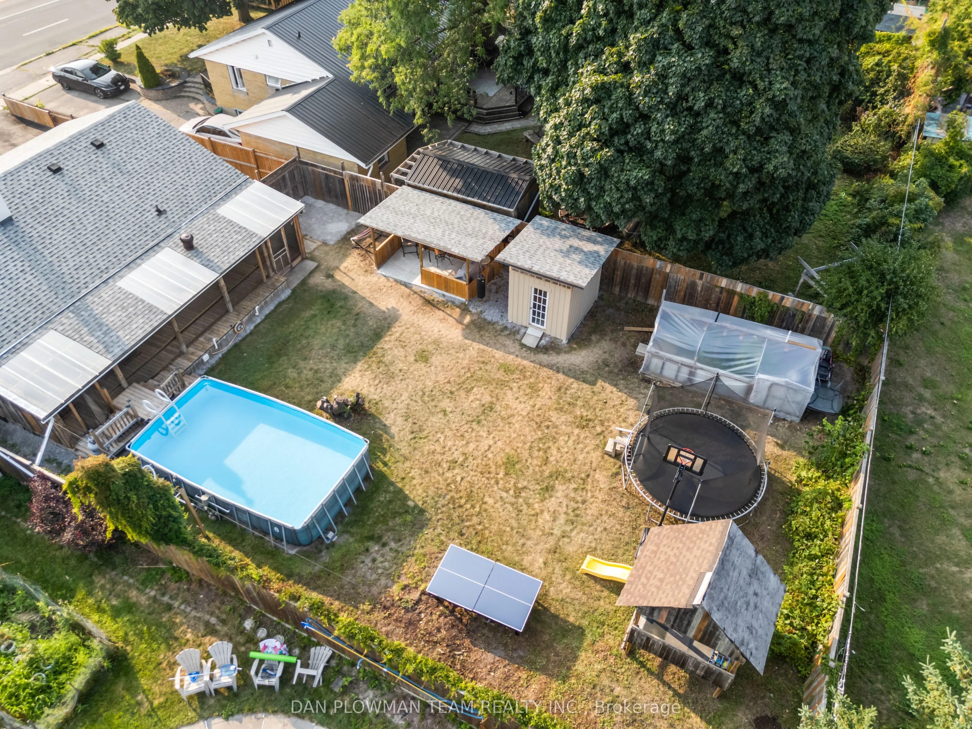 641 Stevenson Road N