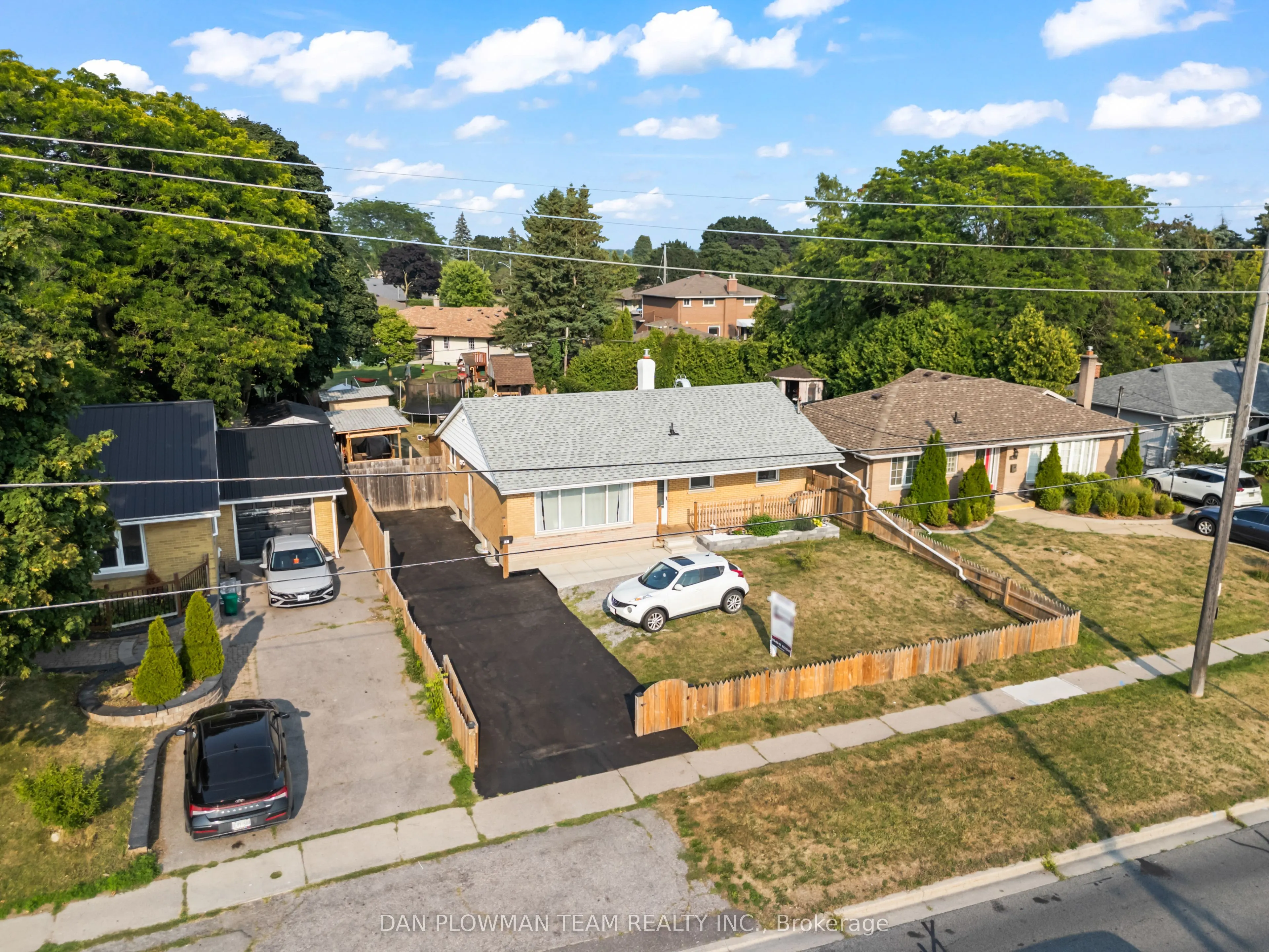 641 Stevenson Road N