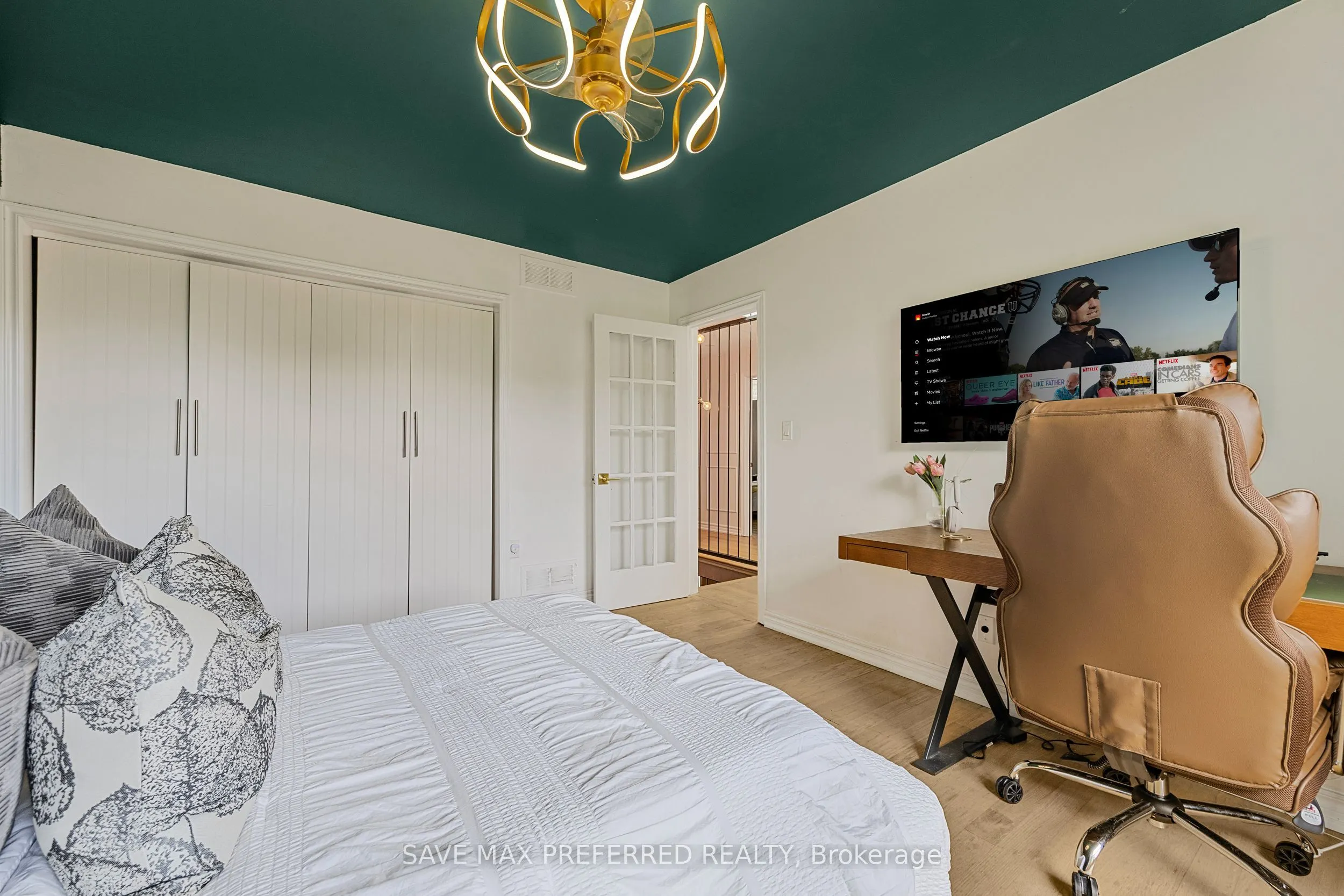 994 Copperfield Drive