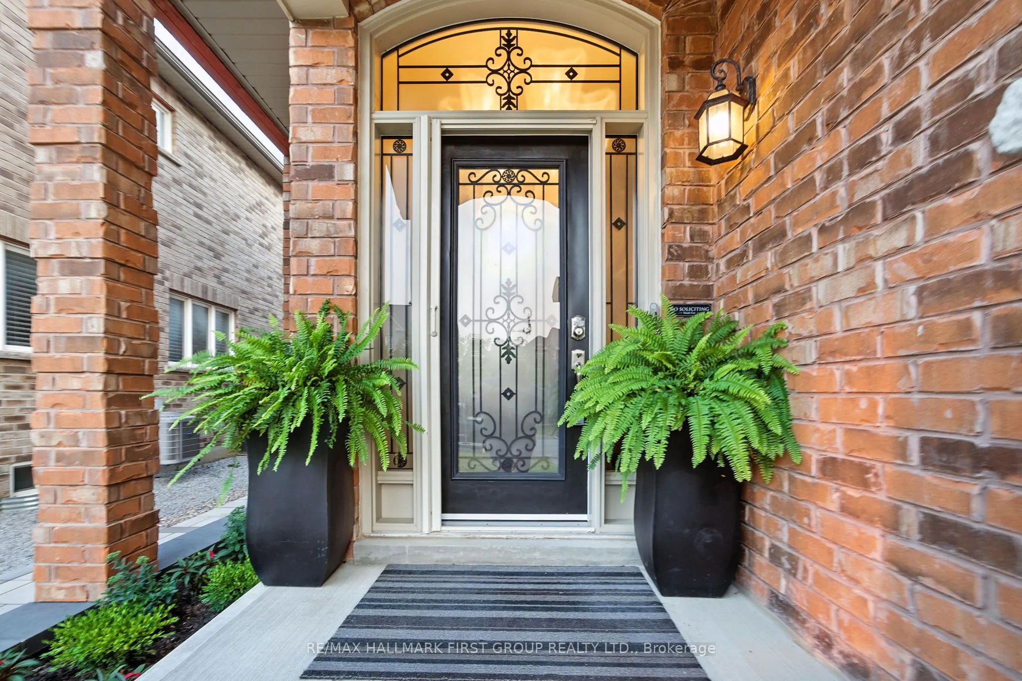 1886 Riverton Court