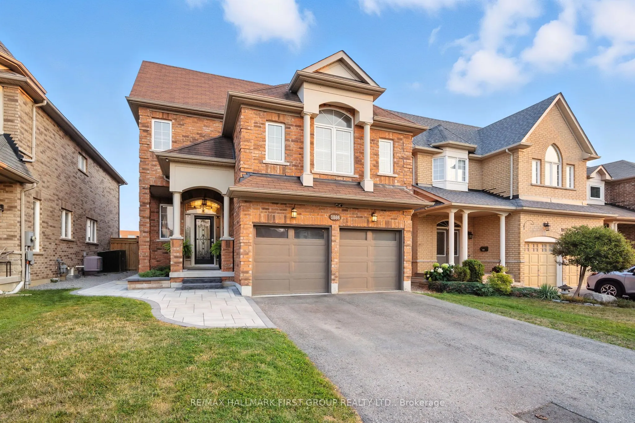 1886 Riverton Court