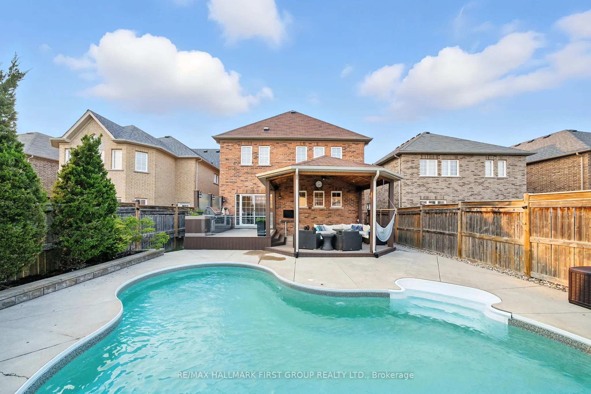 1886 Riverton Court