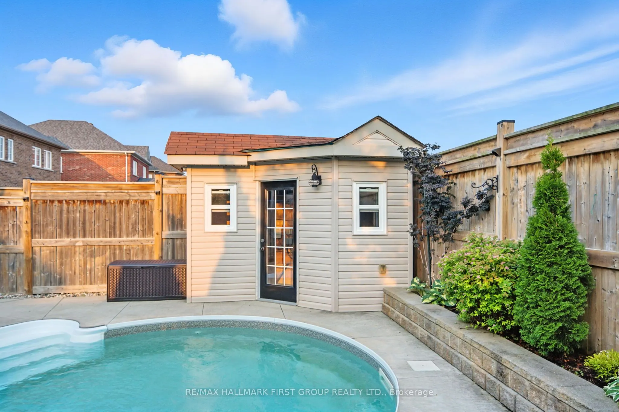 1886 Riverton Court