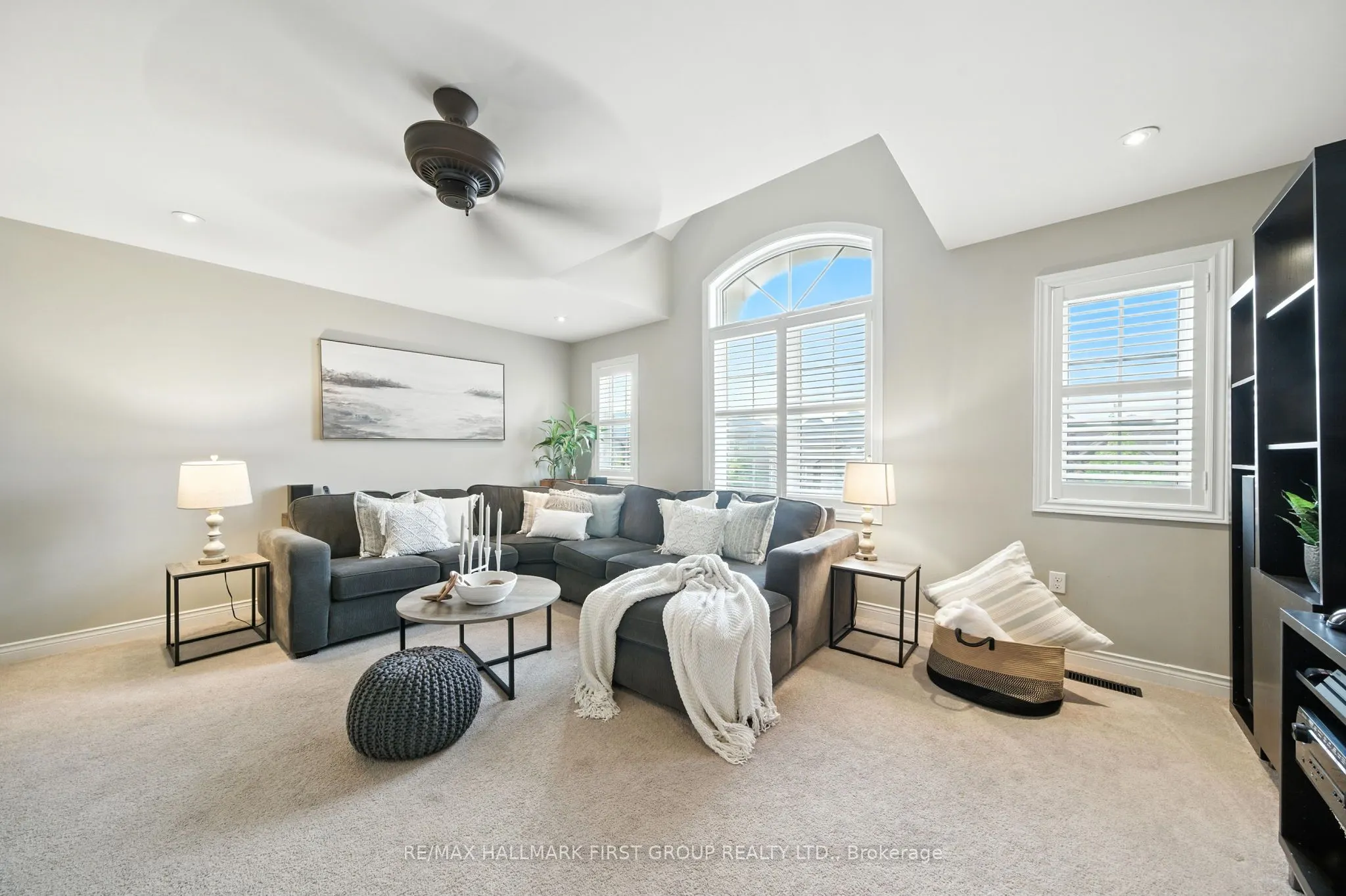 1886 Riverton Court