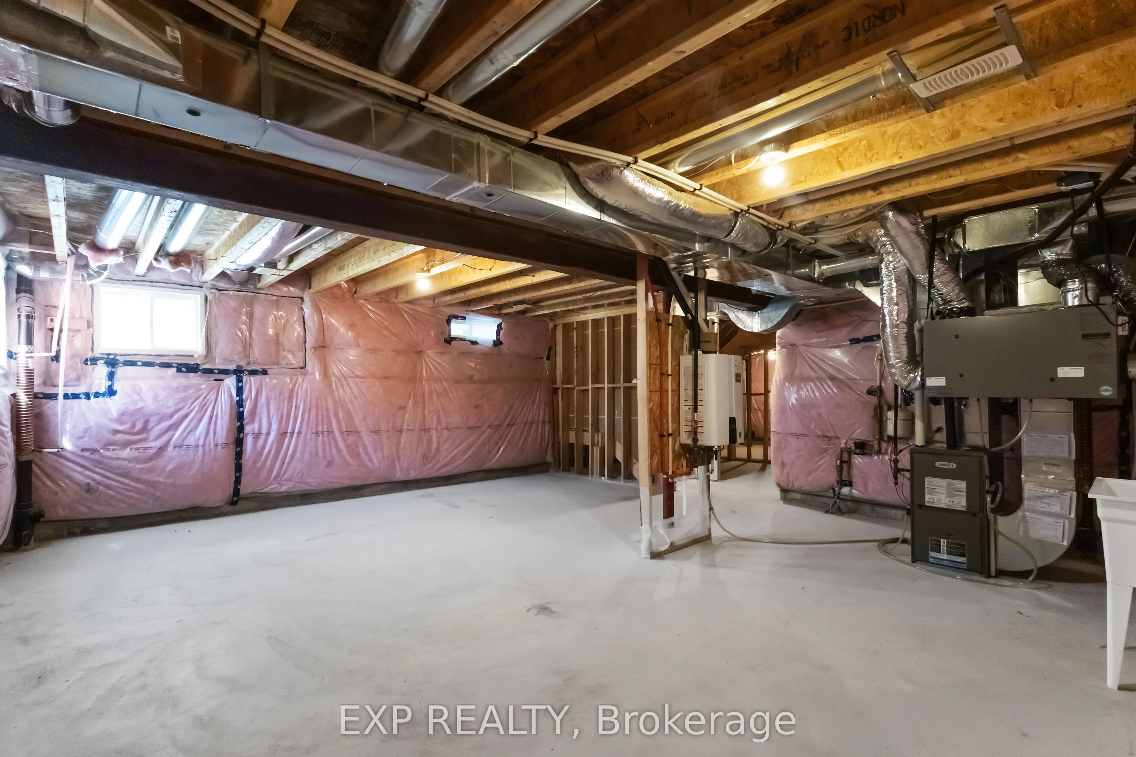 1493 HAWKTAIL Path
