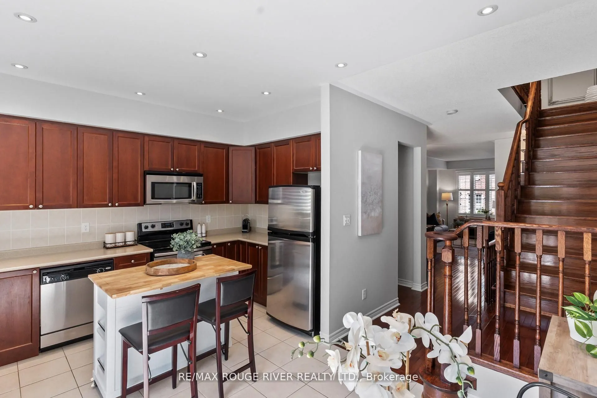 530 Kingston Road, #43