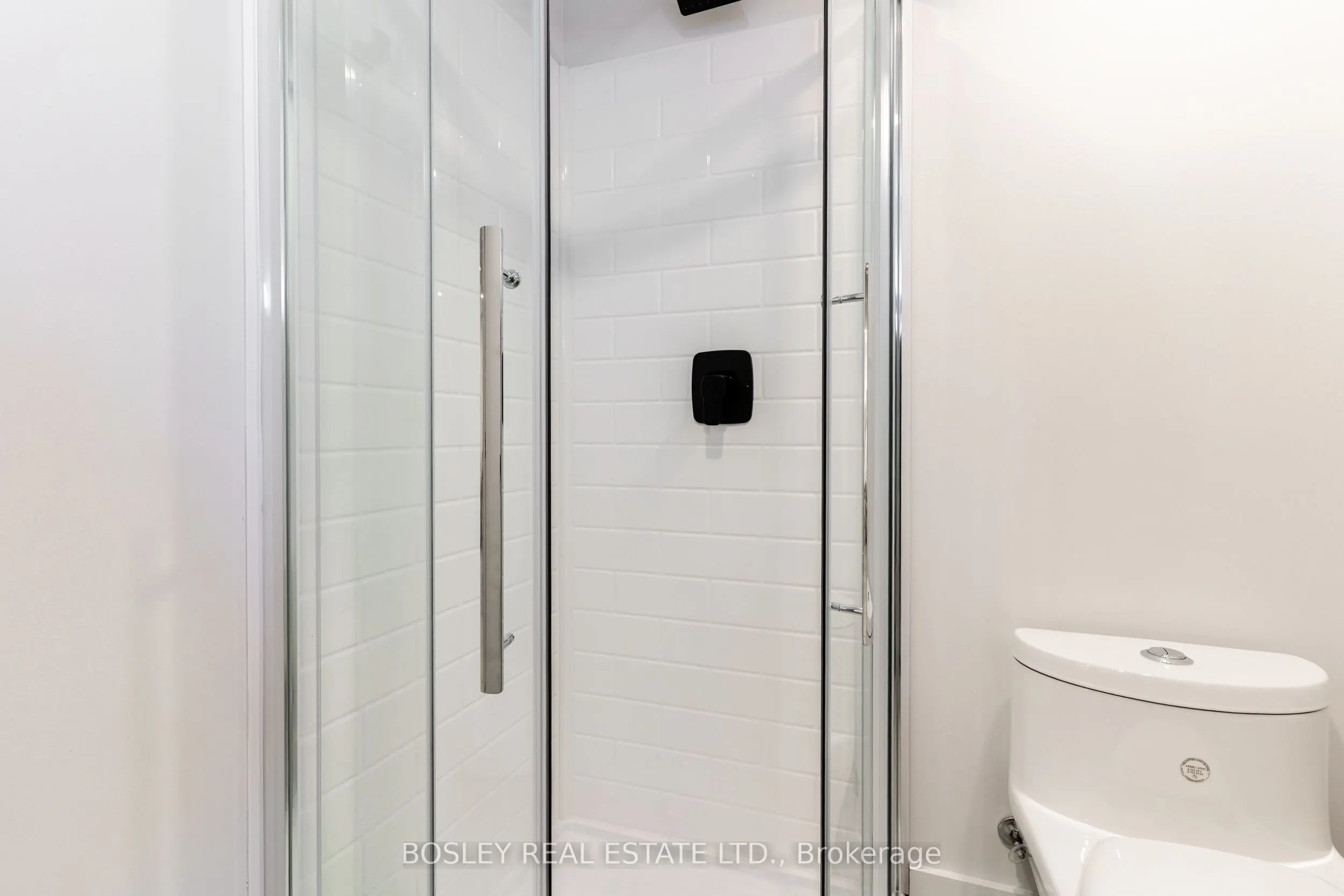 47 Linnsmore Crescent, #Lower