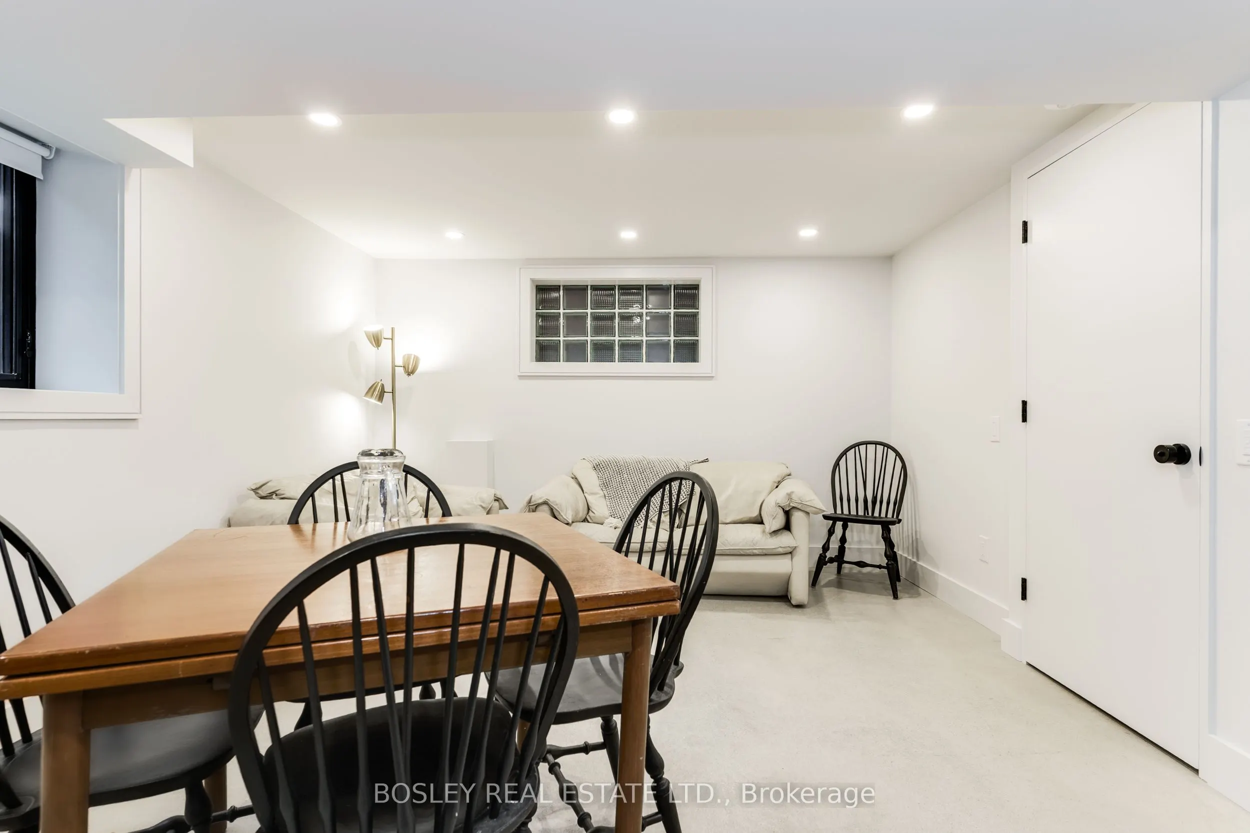 47 Linnsmore Crescent, #Lower