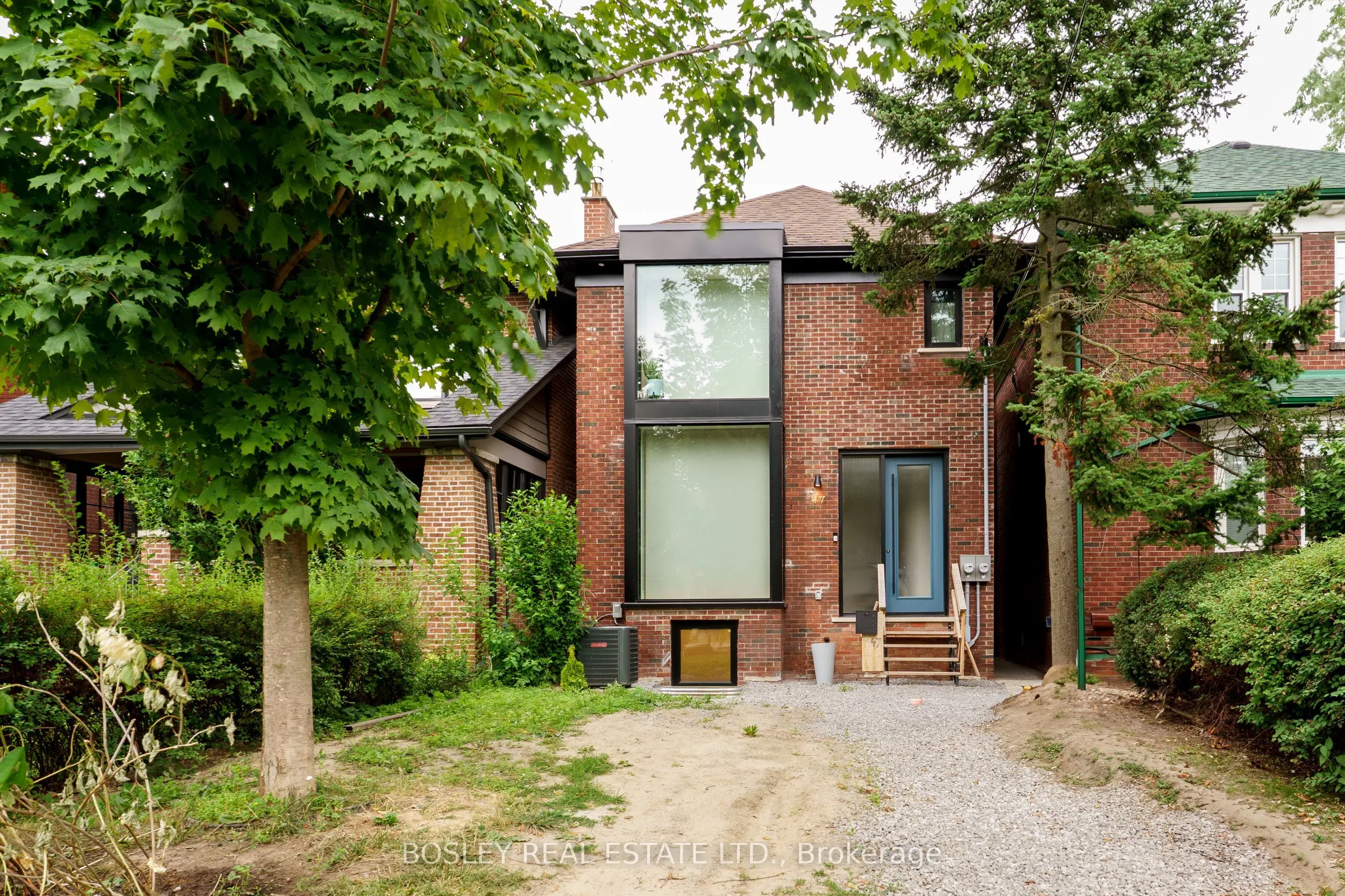47 Linnsmore Crescent, #Lower