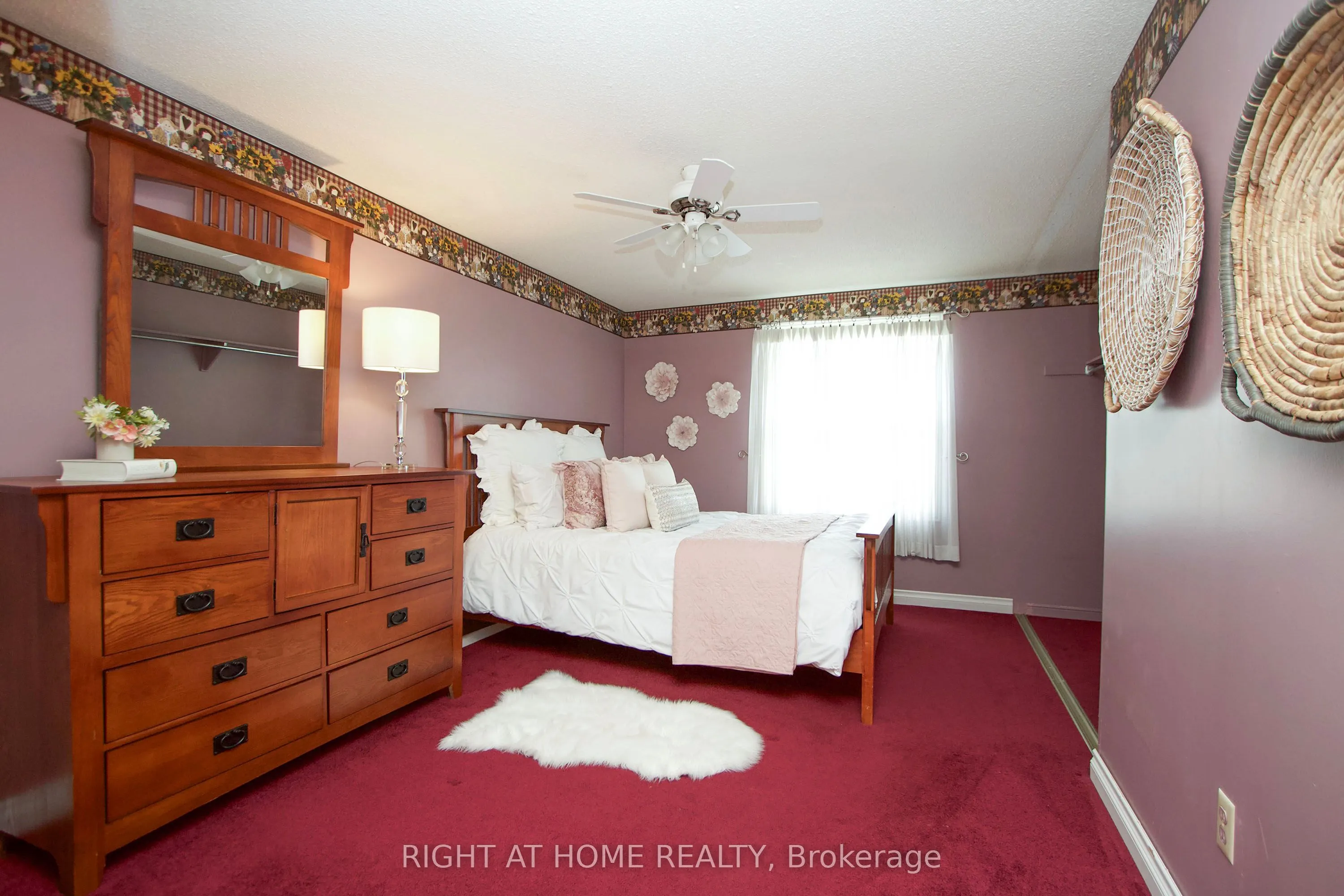 102 Hialeah Crescent