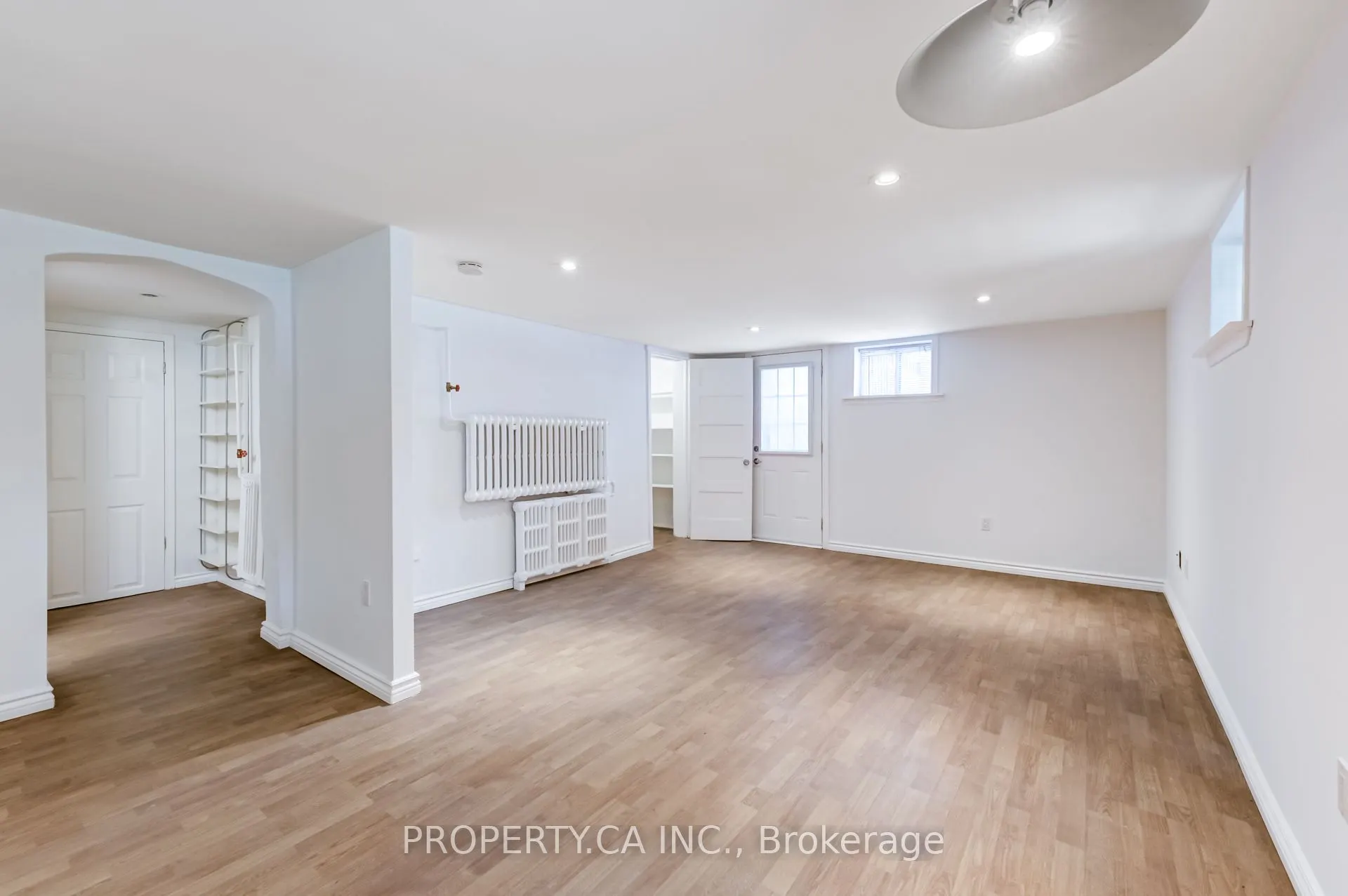 620 O'Connor Drive, #Lower