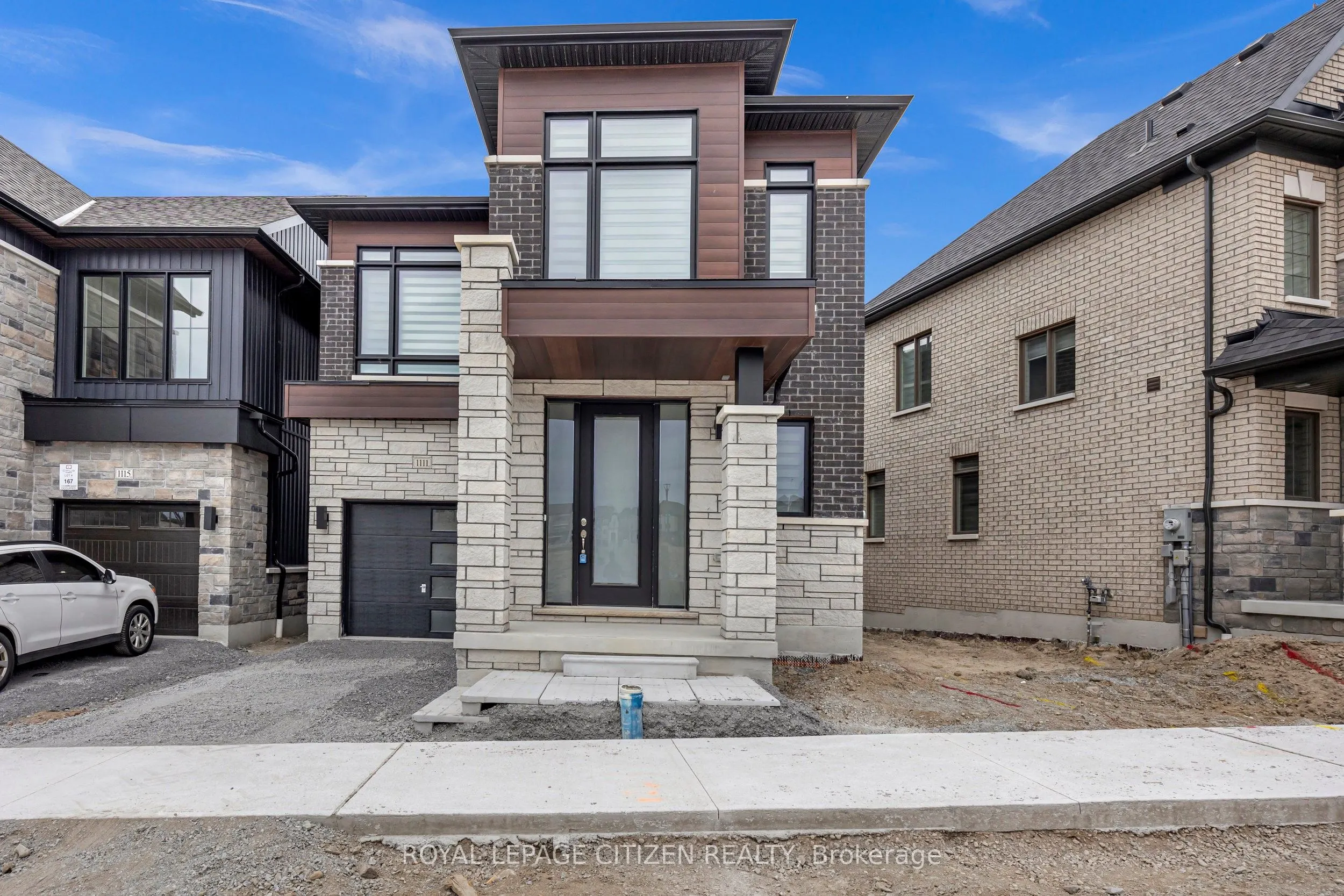 1111 Zircon Manor
