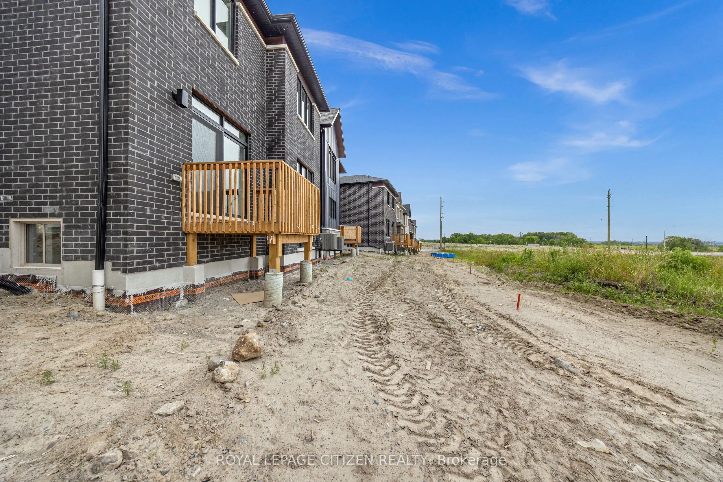 1111 Zircon Manor