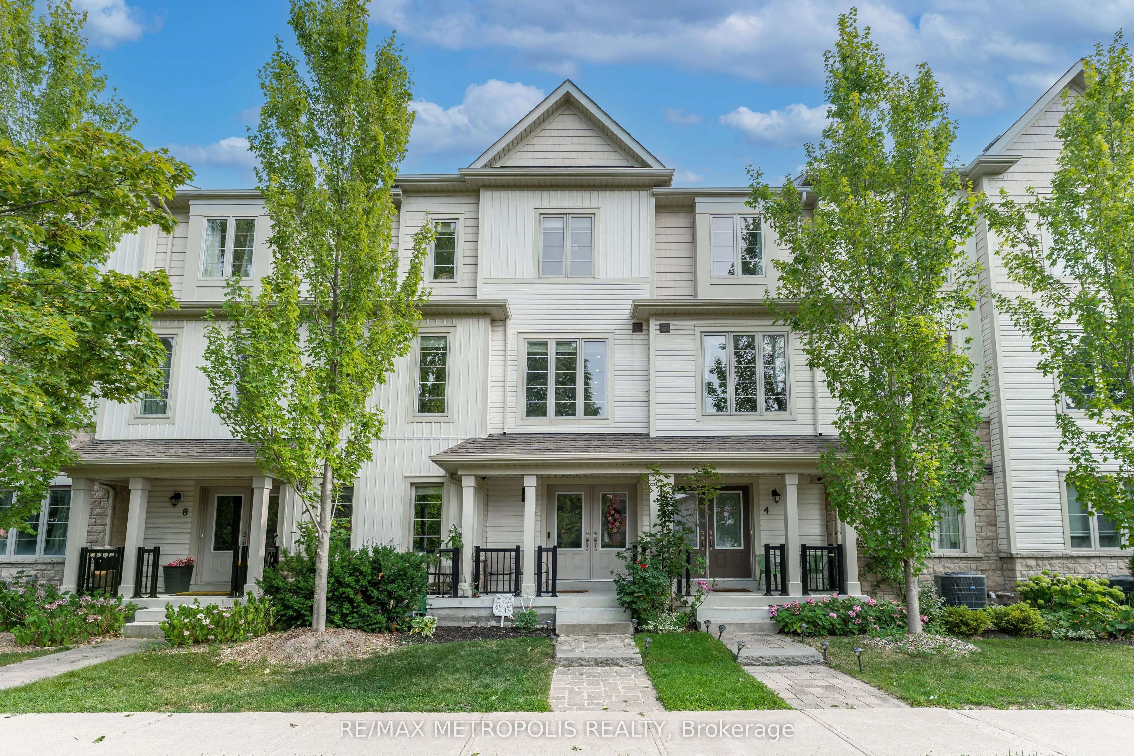 6 Cornerside Way