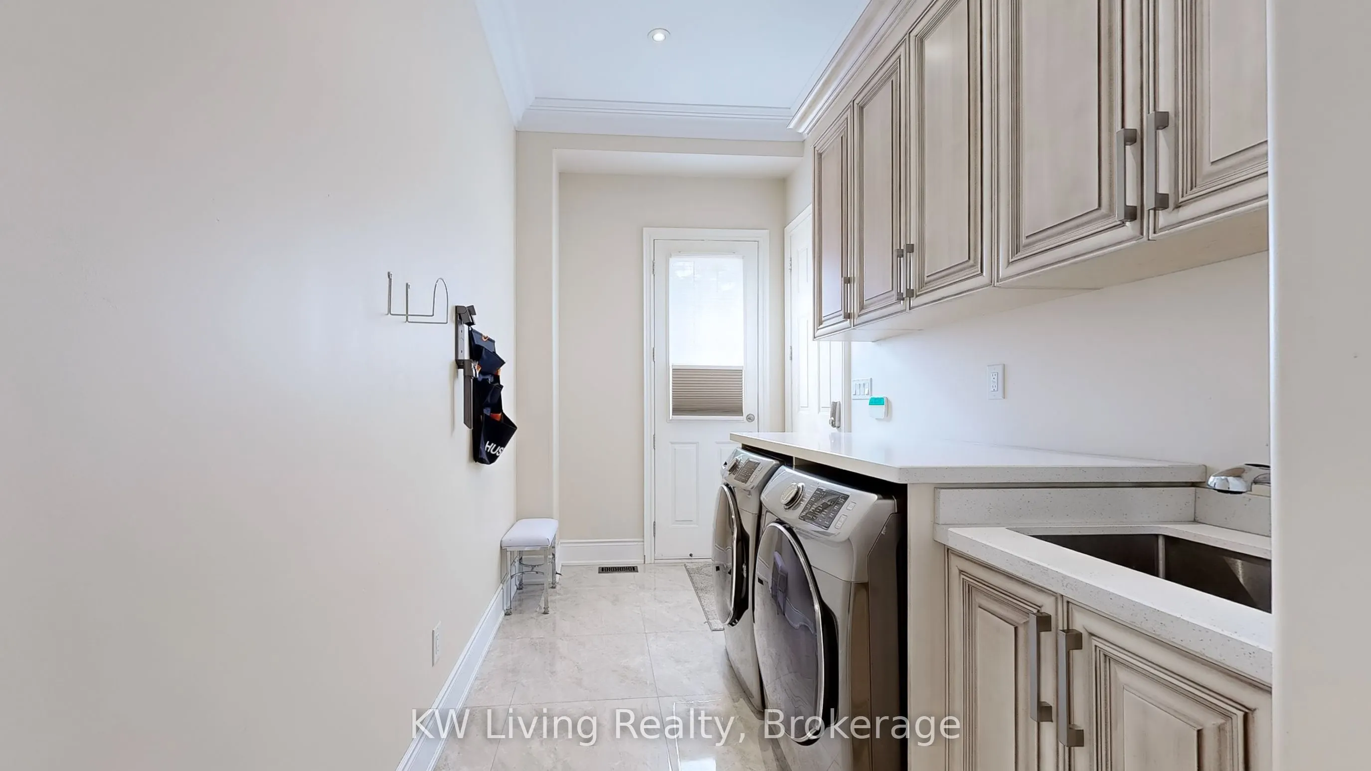 15 Bobmar Road