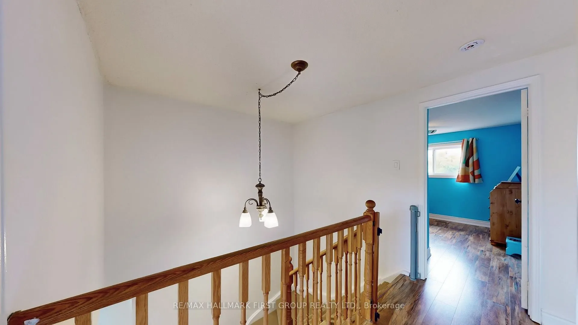 54 Davies Crescent