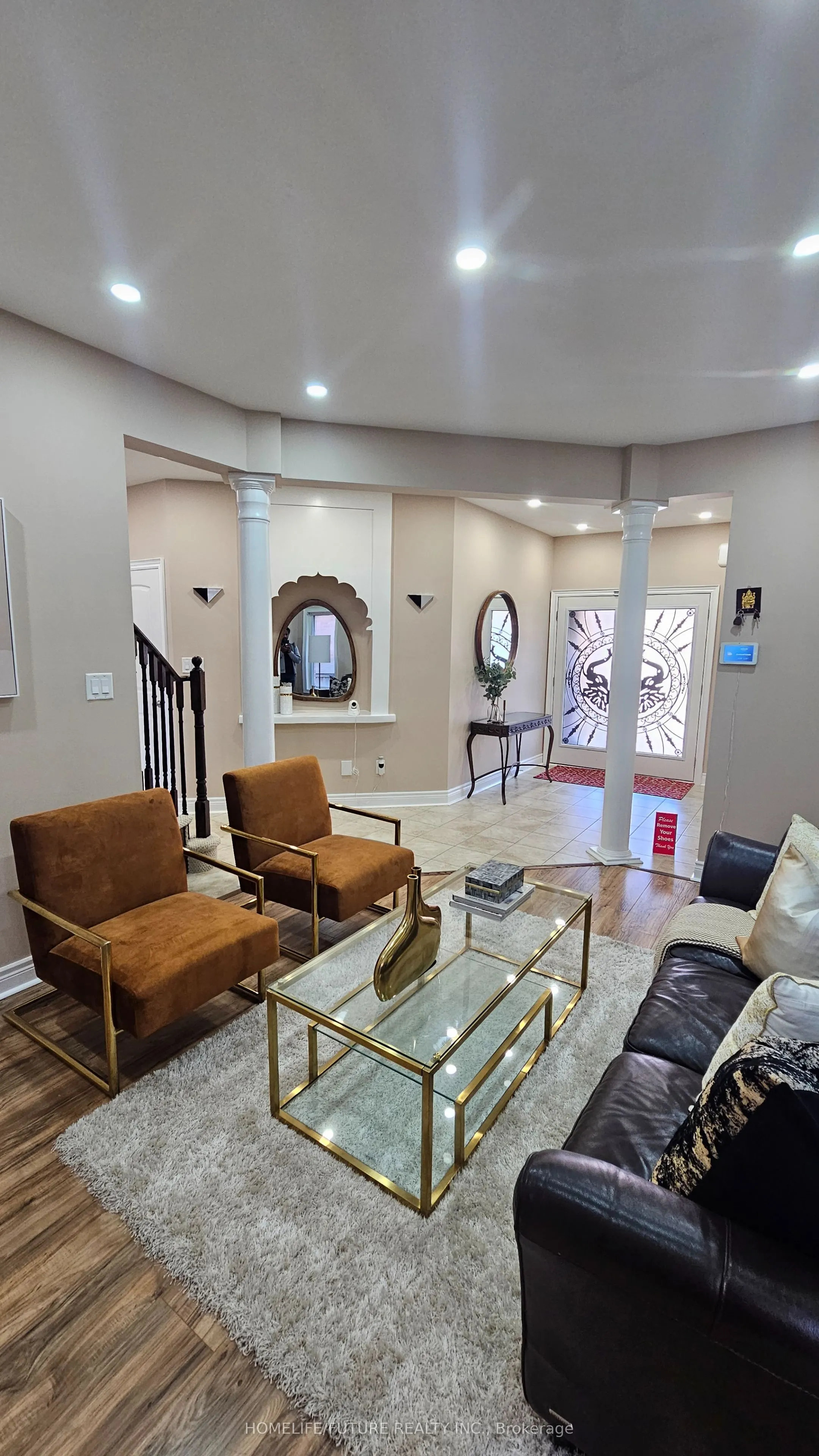 2076 Queensbury Drive