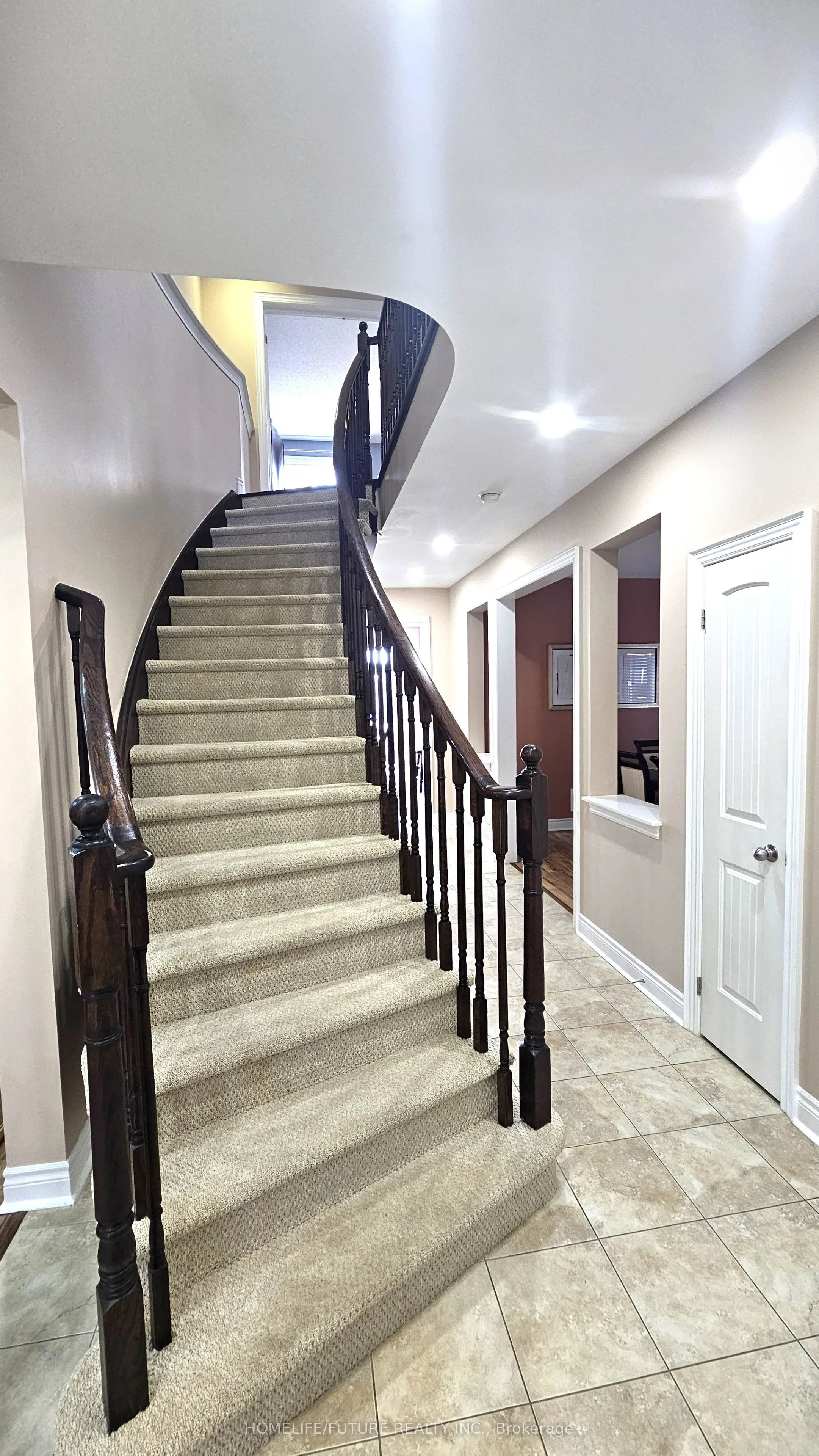 2076 Queensbury Drive