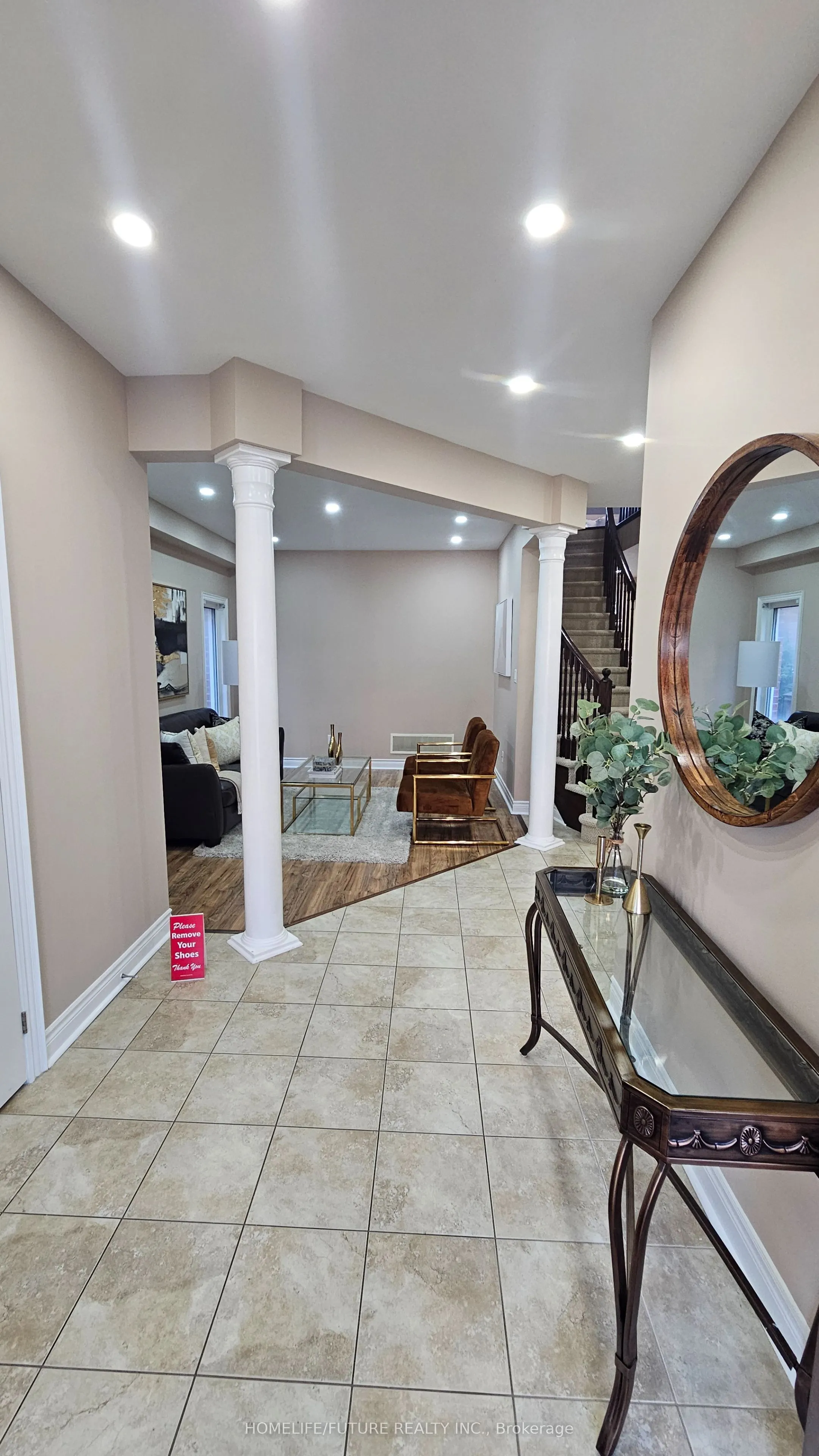 2076 Queensbury Drive
