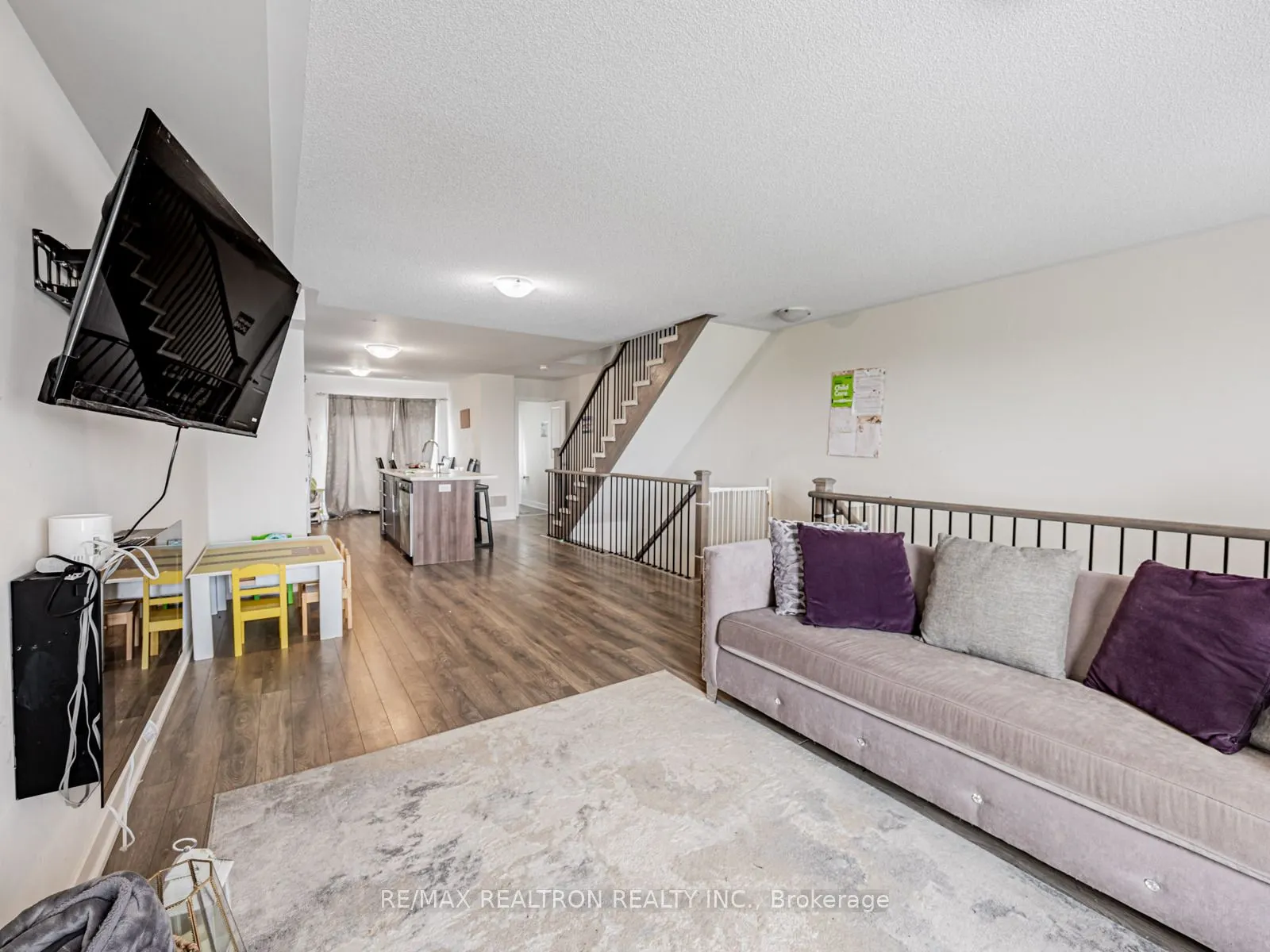 48 Shawfield Way
