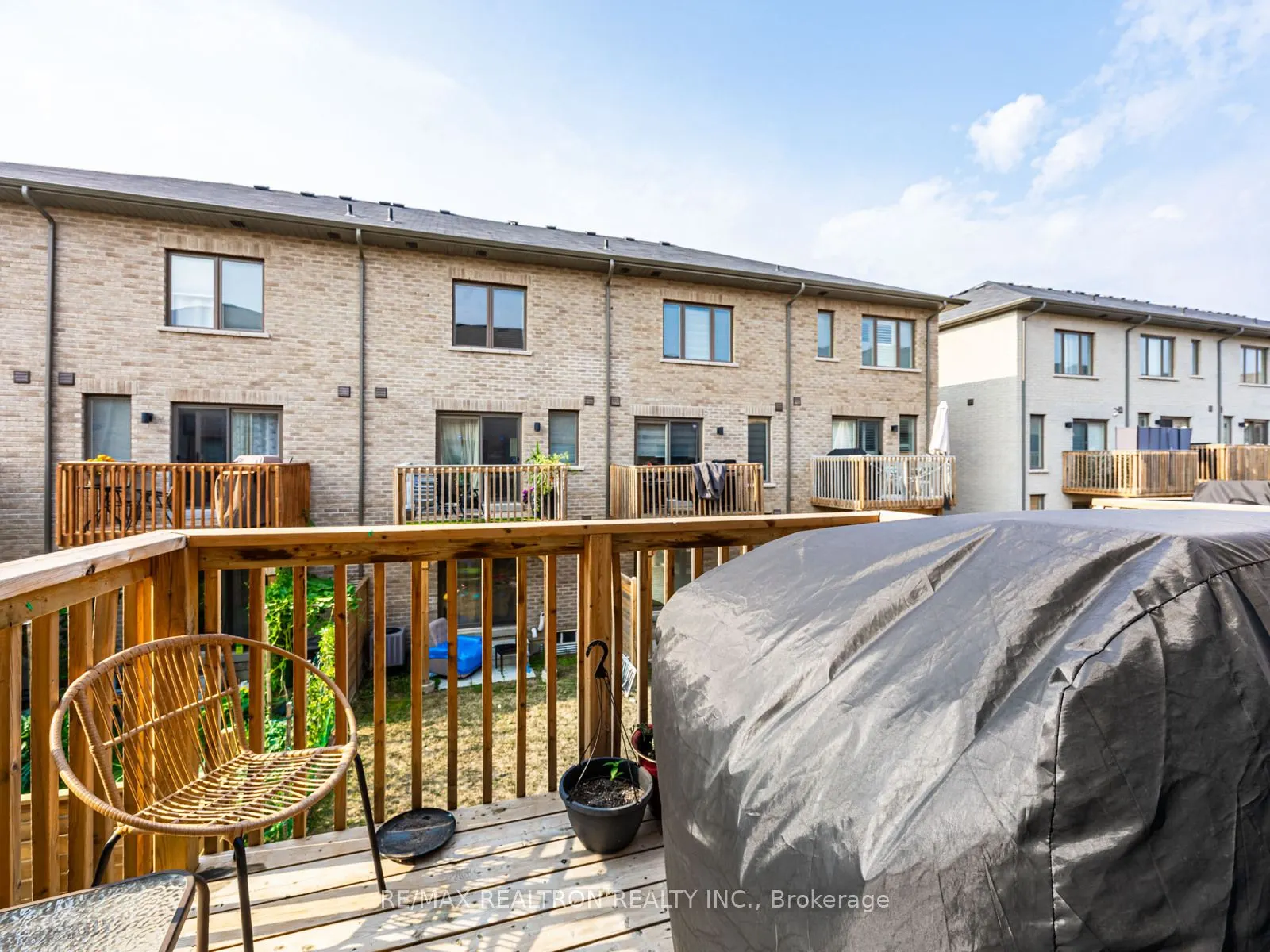 48 Shawfield Way