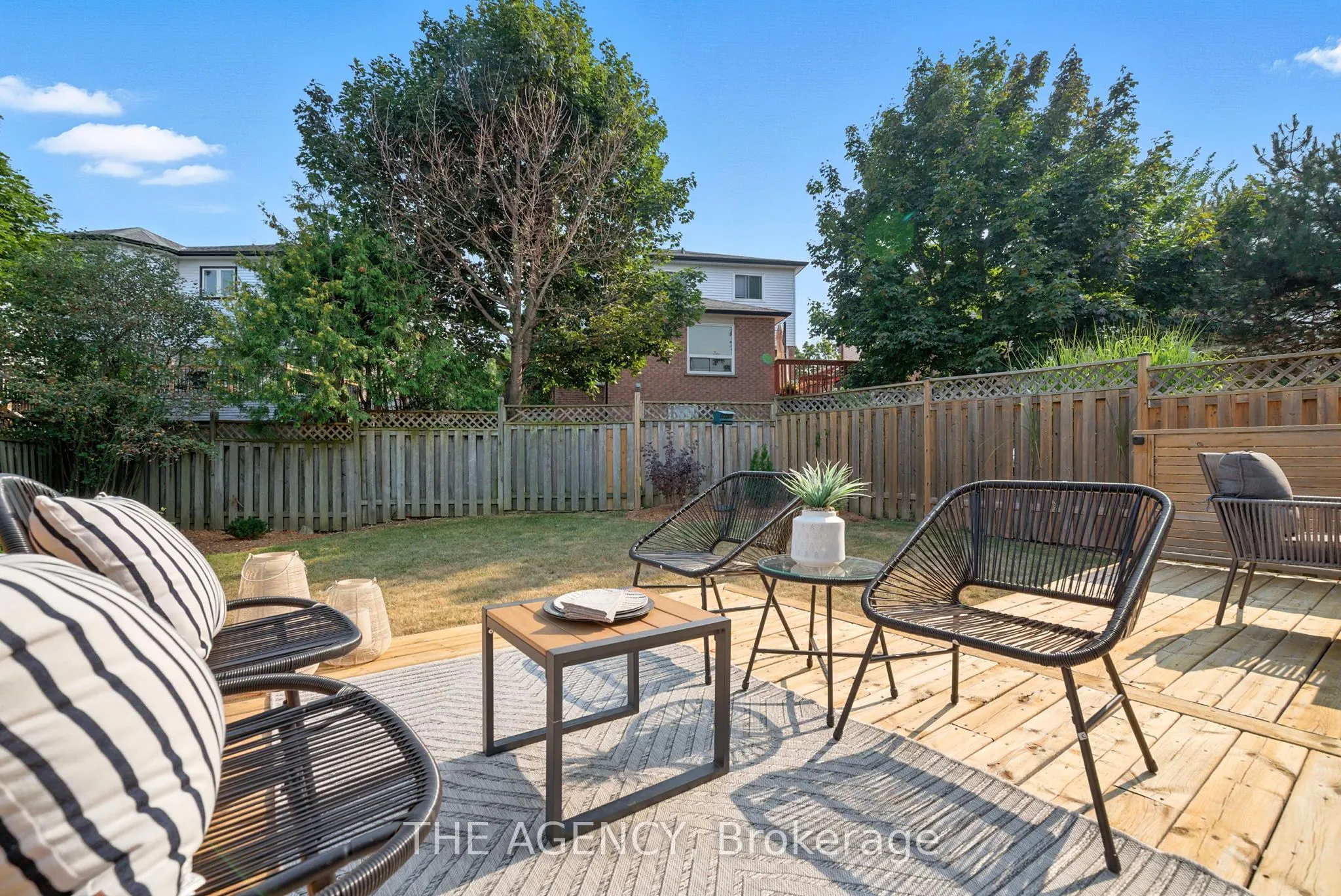 1541 Bentley Lane