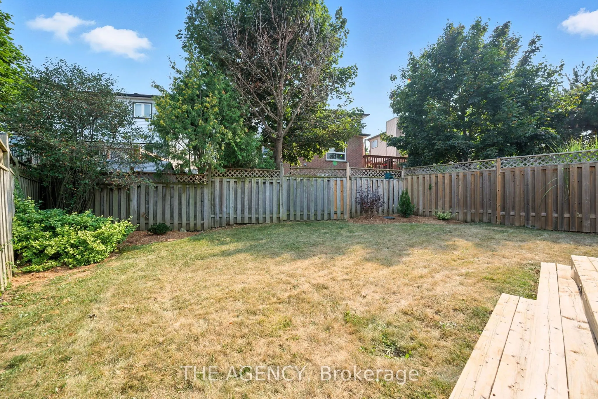 1541 Bentley Lane
