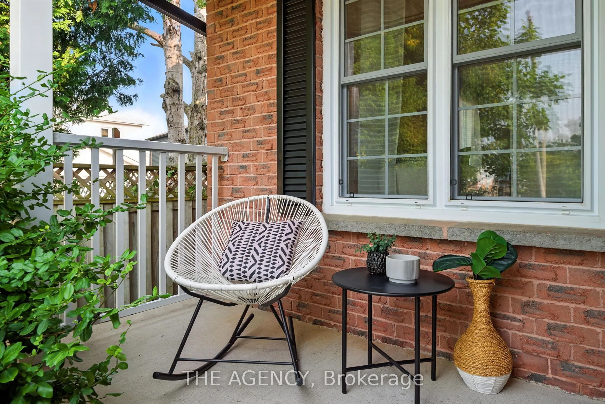 1541 Bentley Lane