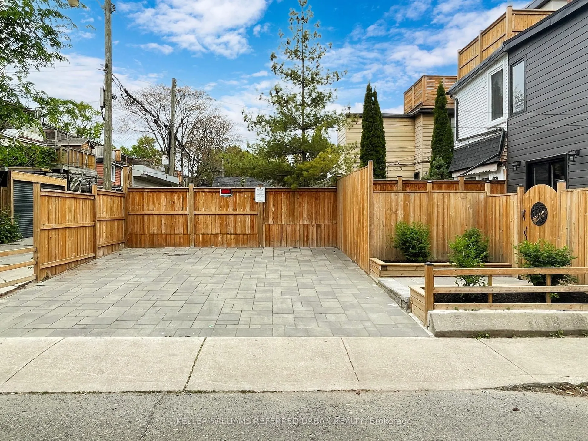 164 Broadview Avenue