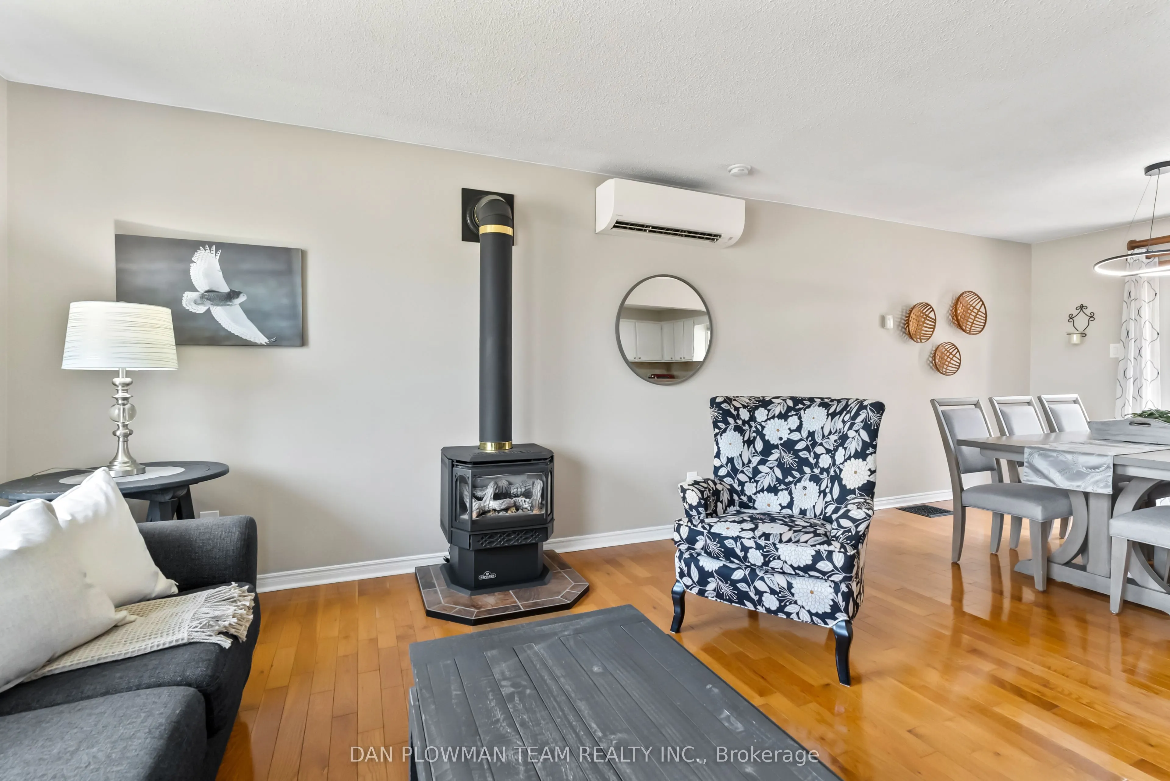 14724 Simcoe Street