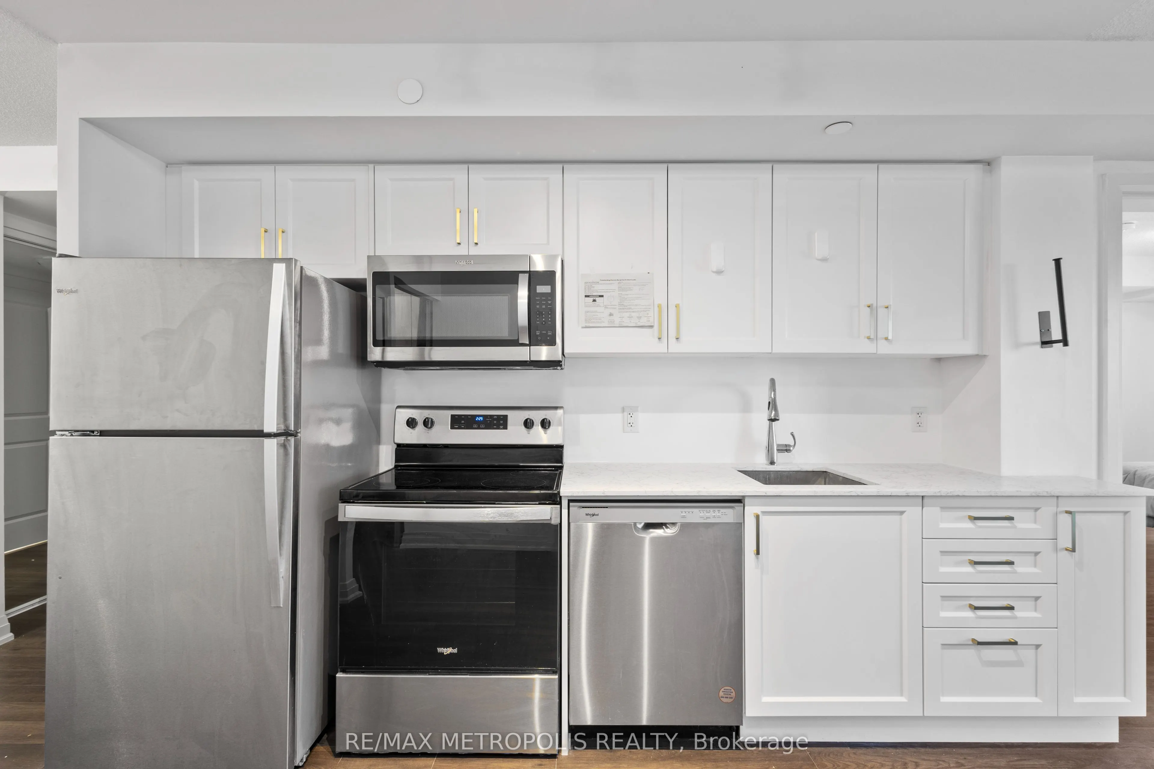 20 Meadowglen Place, #2310