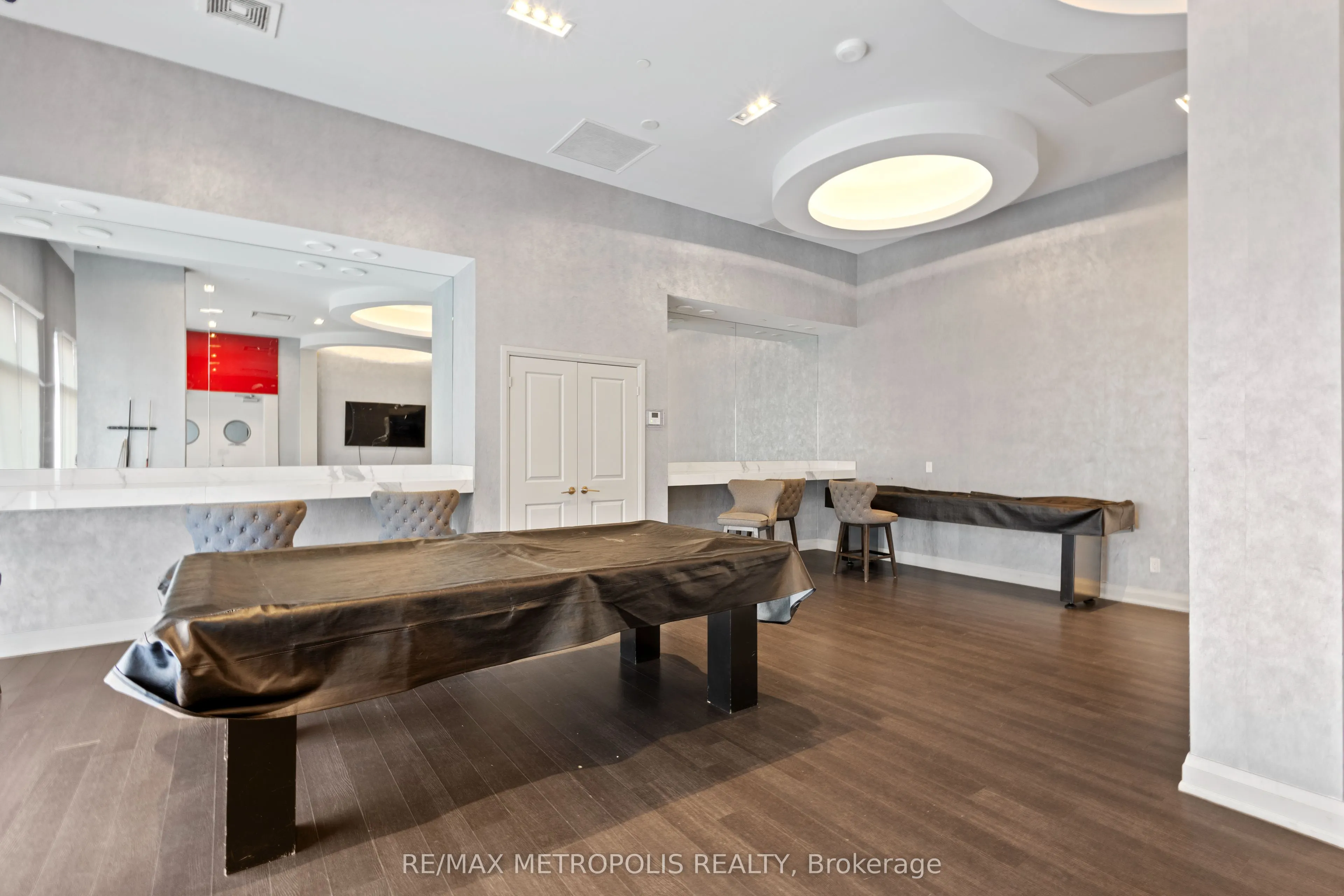 20 Meadowglen Place, #2310