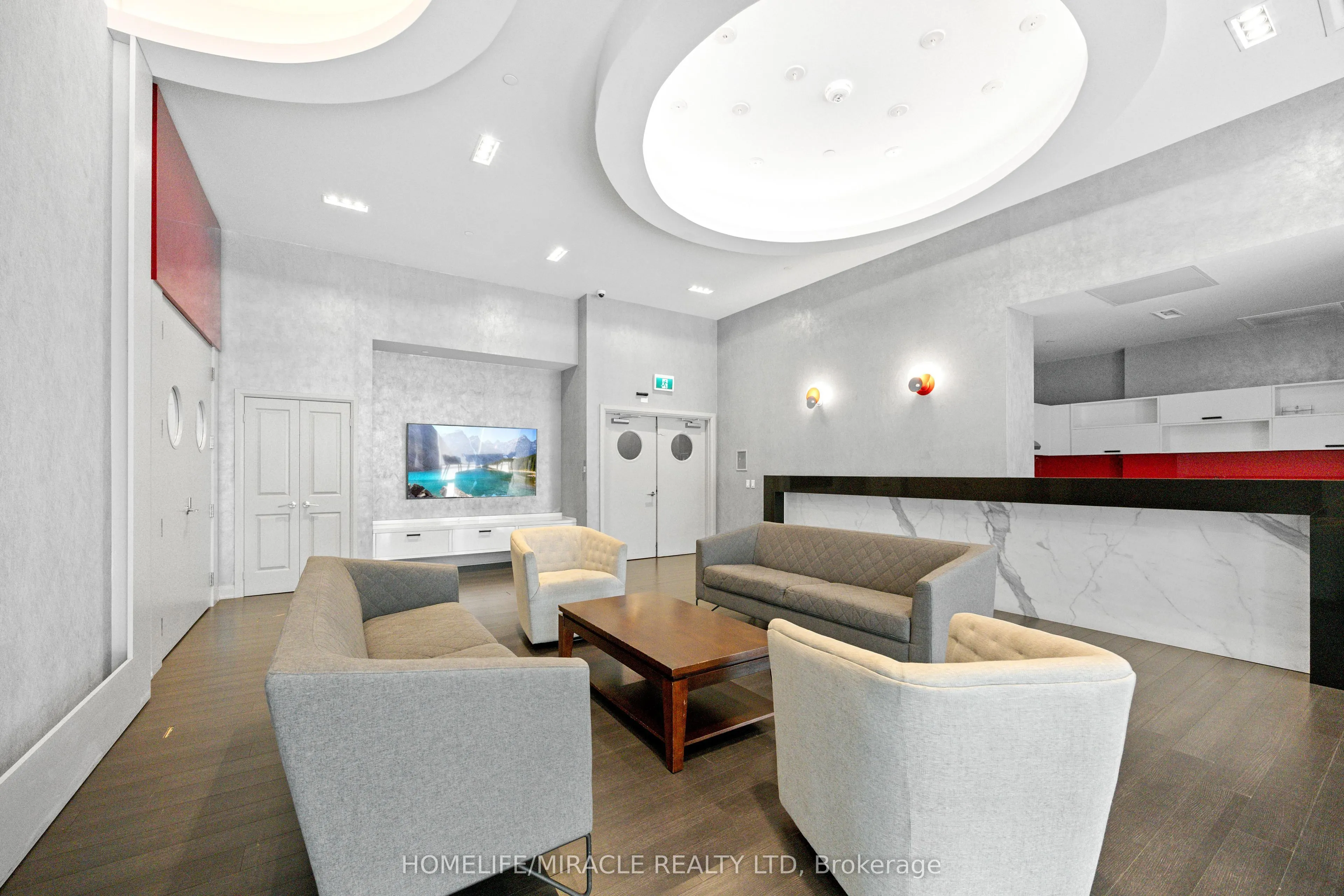 30 Meadowglen Place, #2002