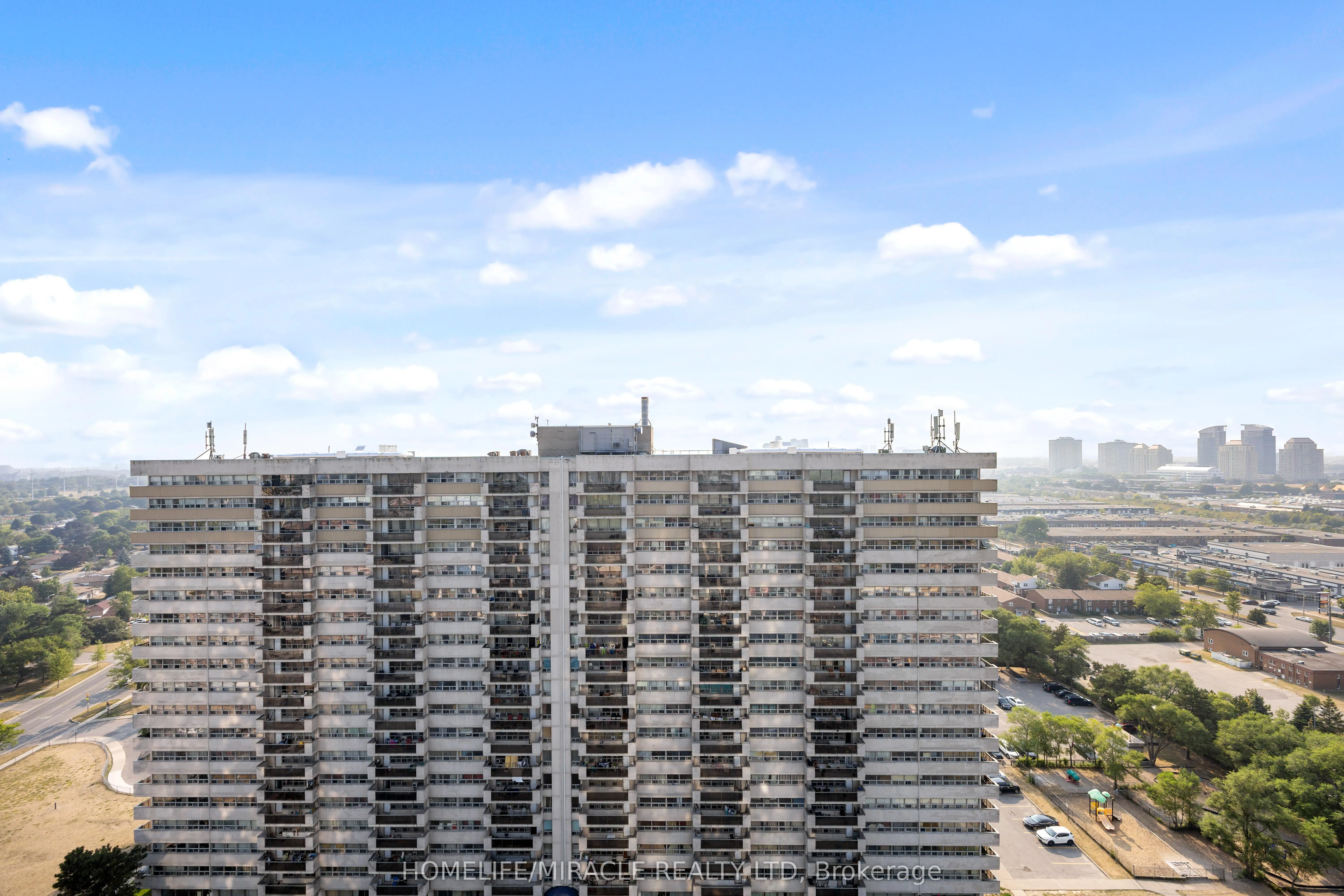 30 Meadowglen Place, #2002