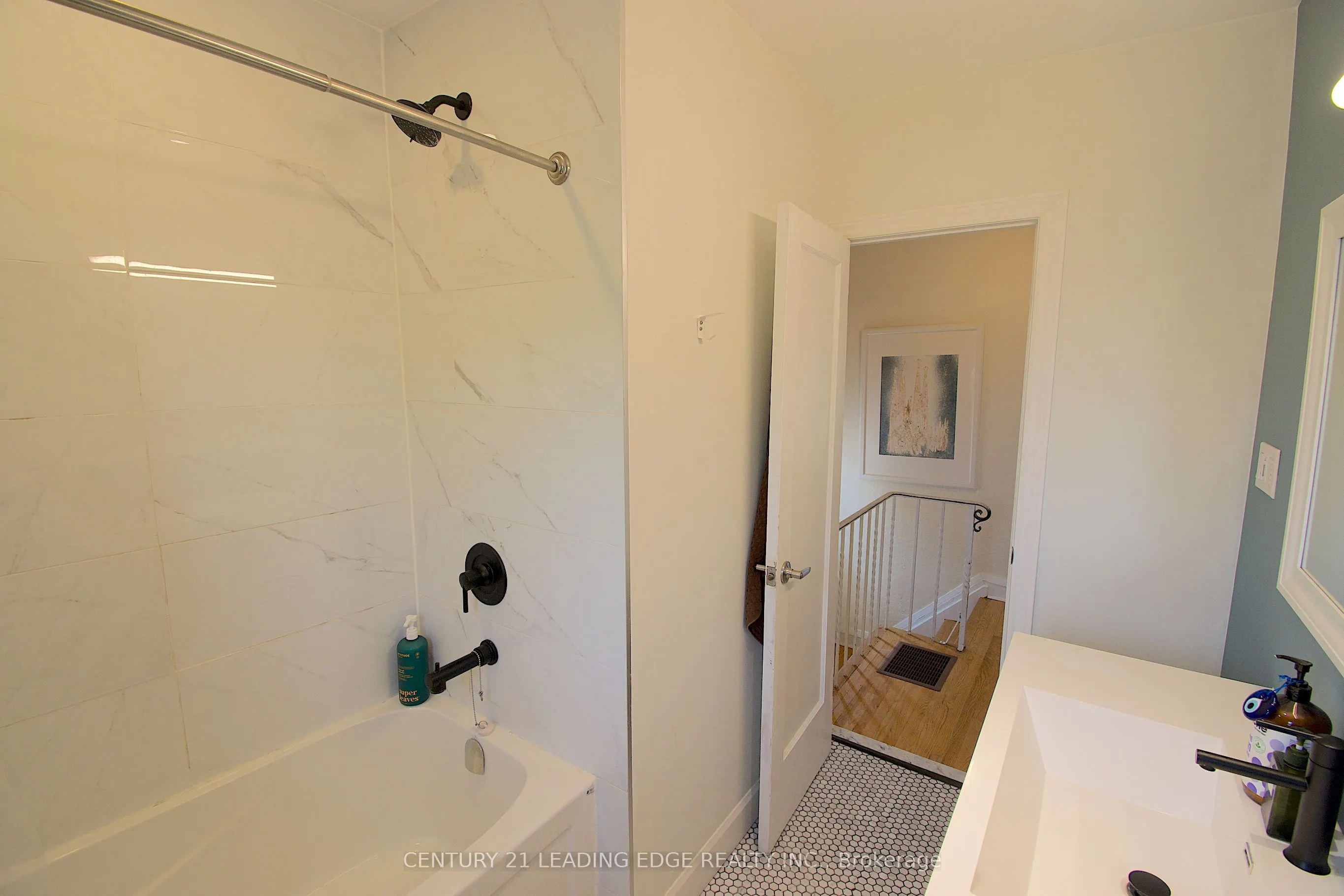 491 Cosburn Avenue, #Main - Upper