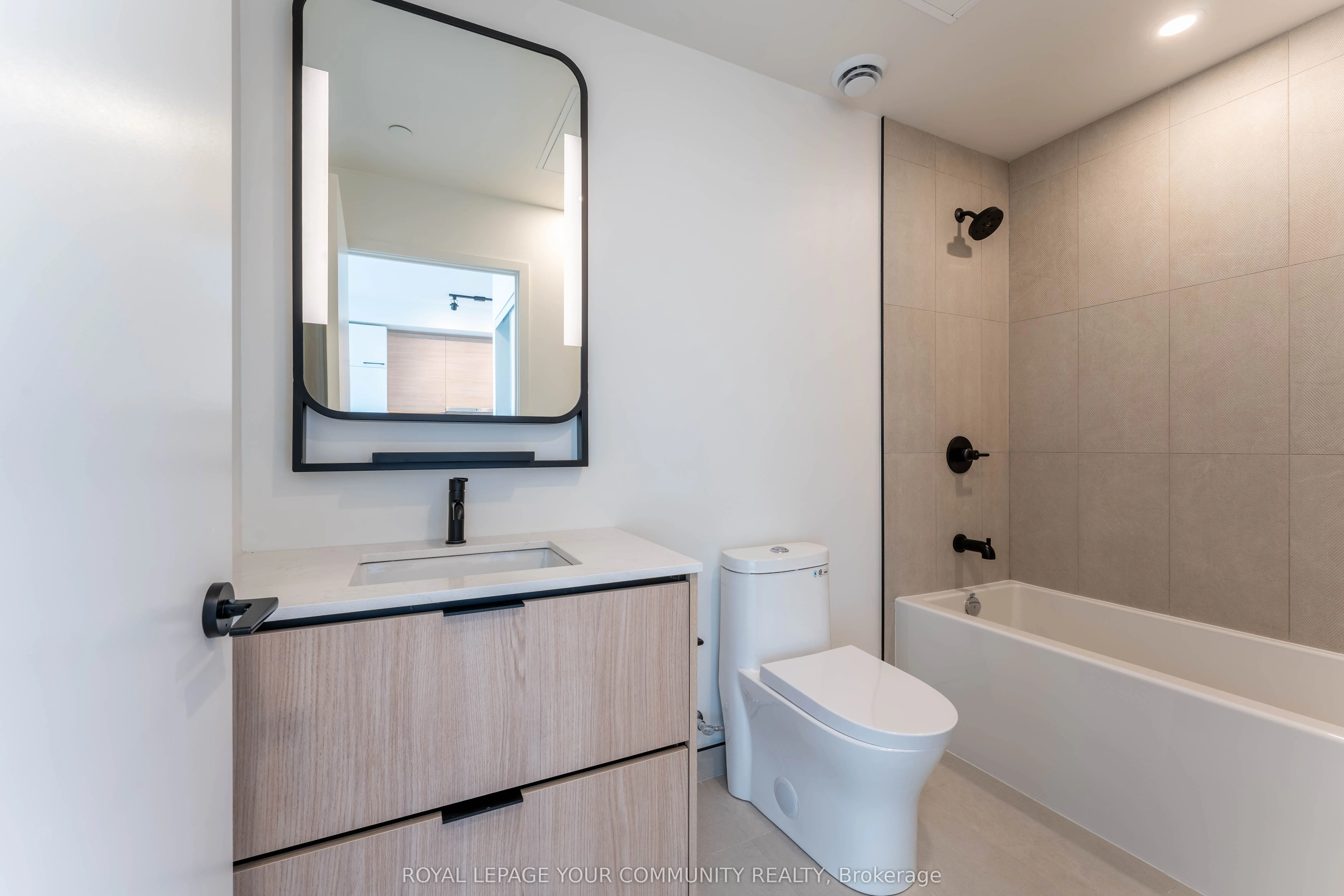 1050 Eastern Avenue, #715