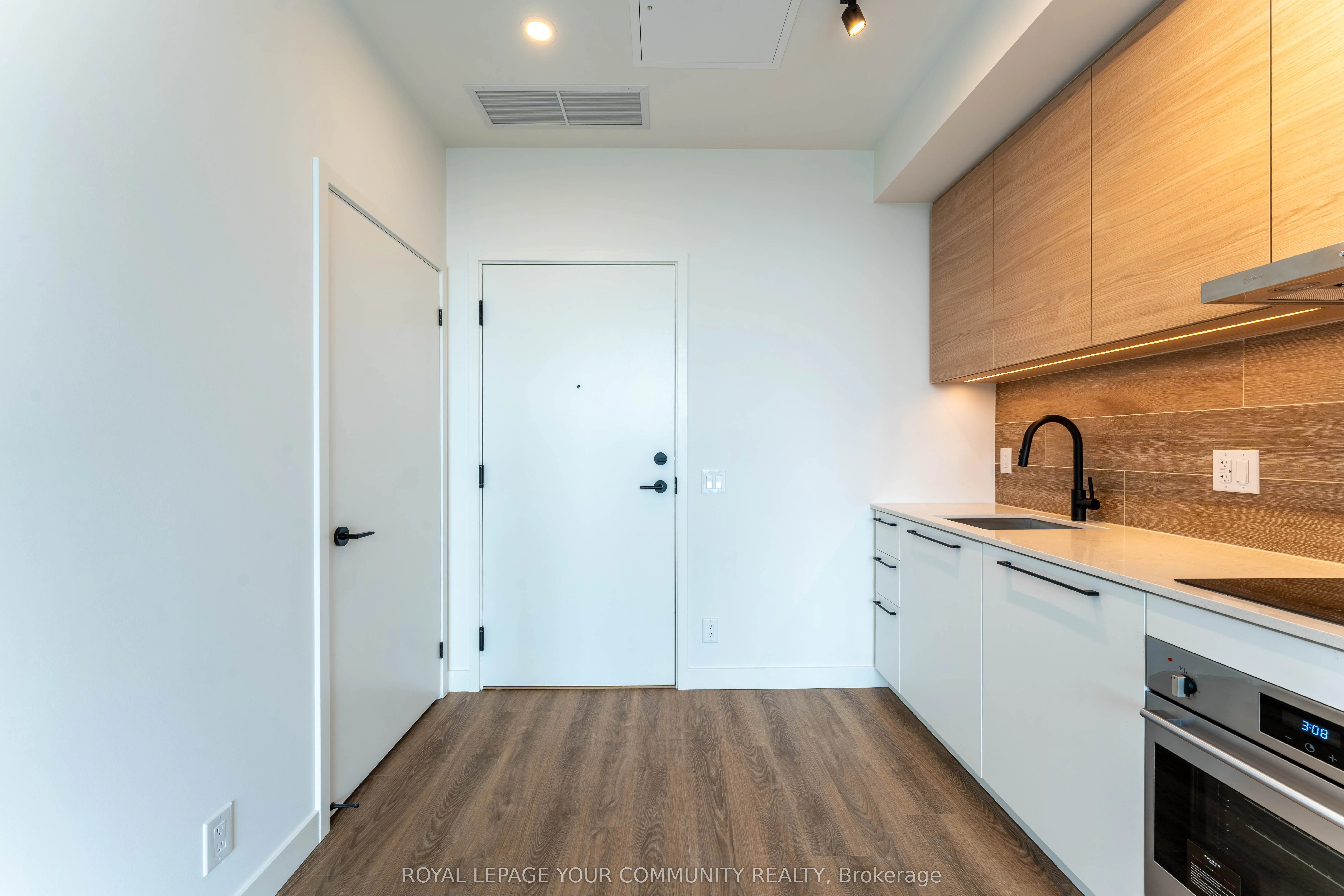 1050 Eastern Avenue, #715