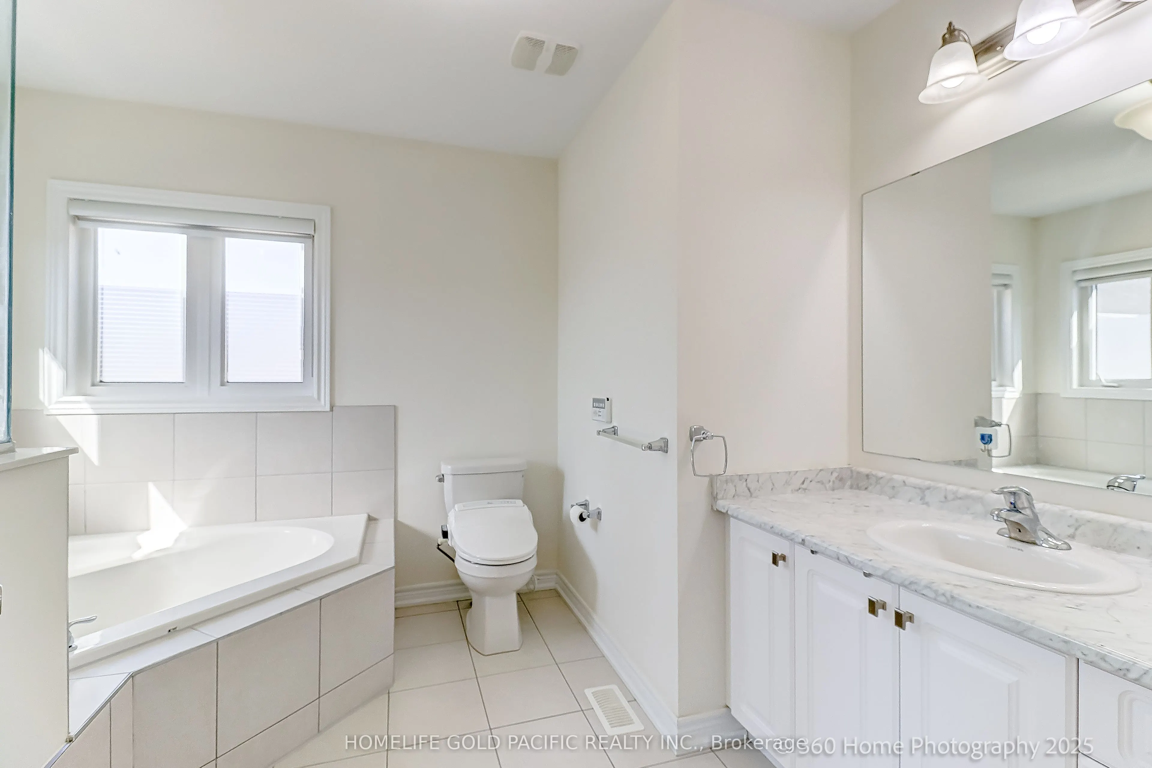 211 Ronald Hooper Avenue