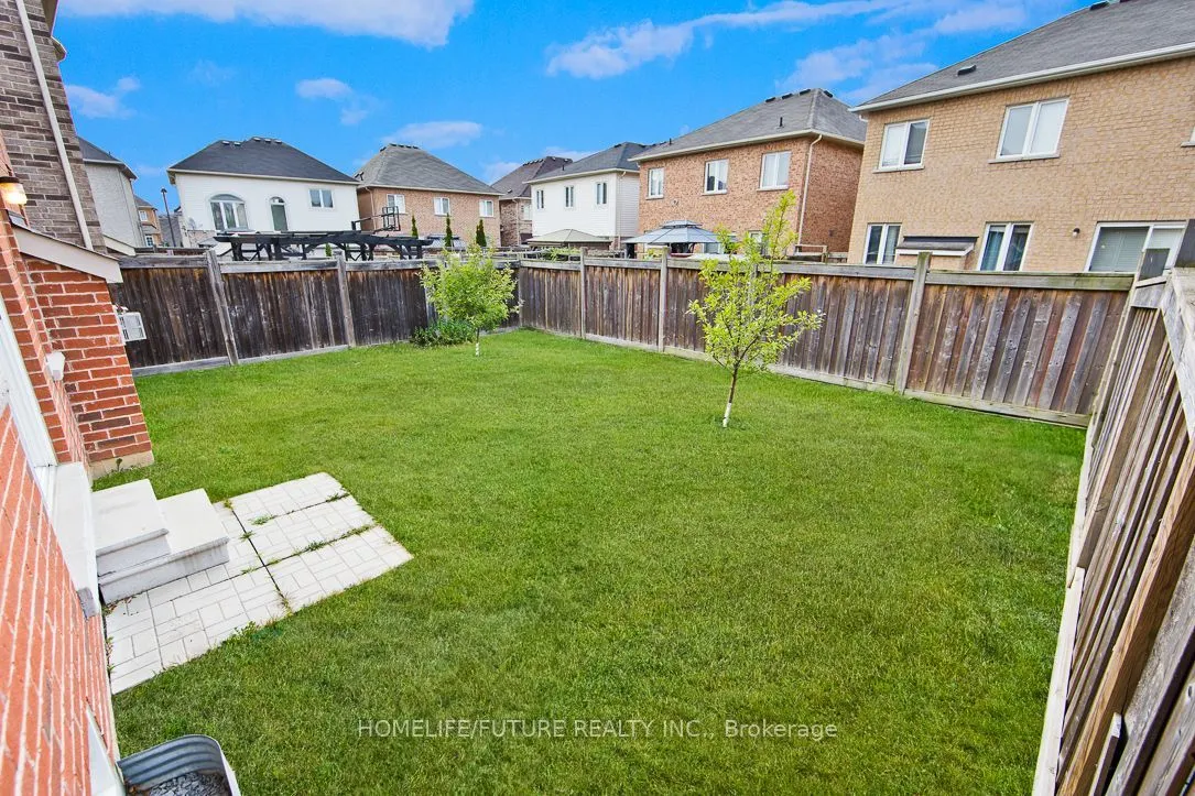 40 Oswell Drive