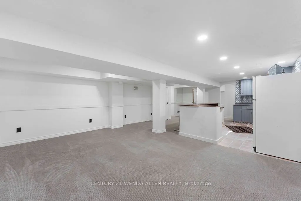 2 Ribblesdale Drive