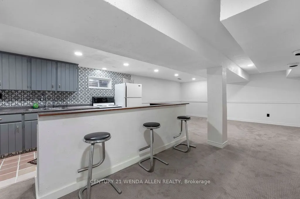 2 Ribblesdale Drive