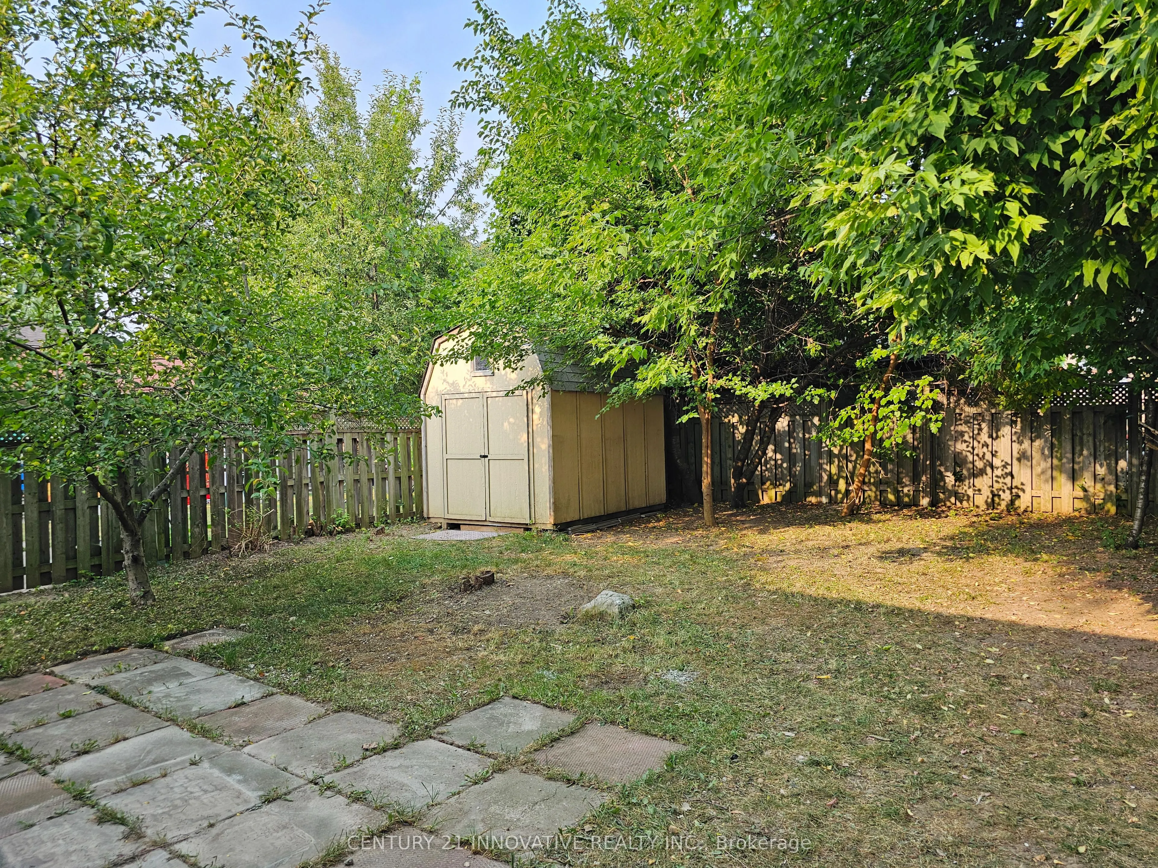 703 Midland Avenue S