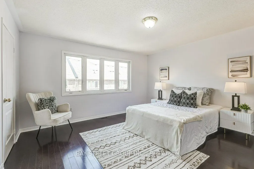 8 Edhouse Avenue