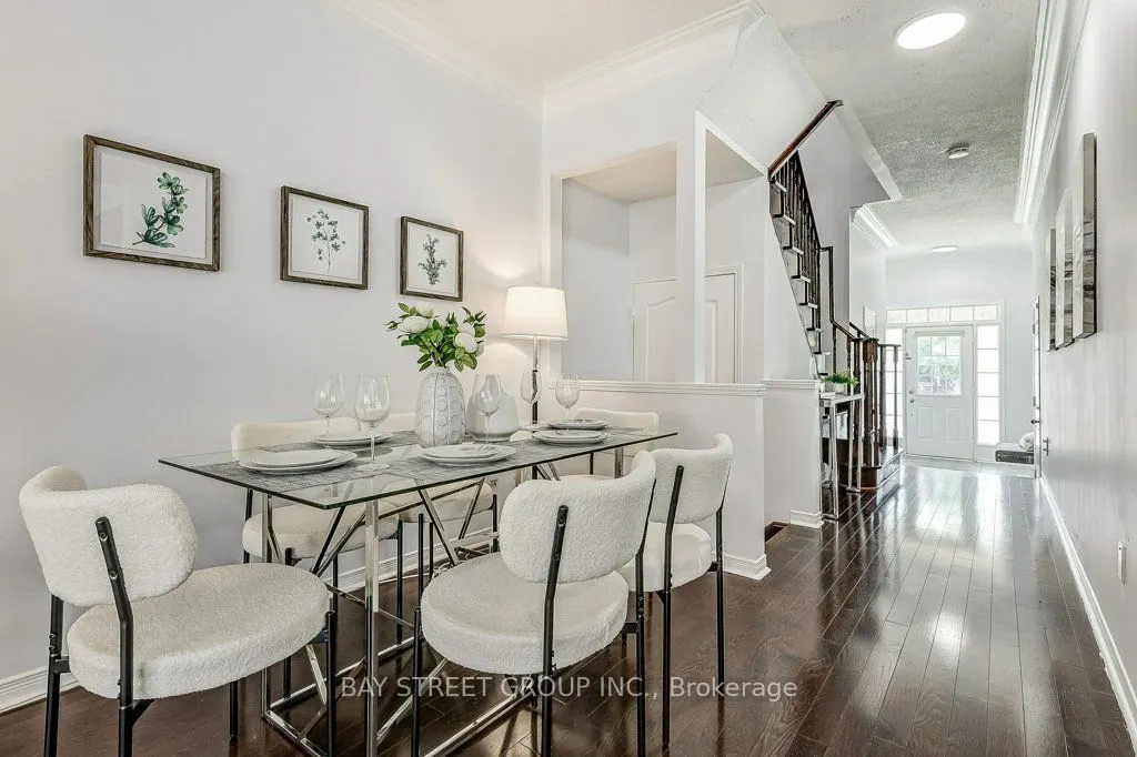 8 Edhouse Avenue