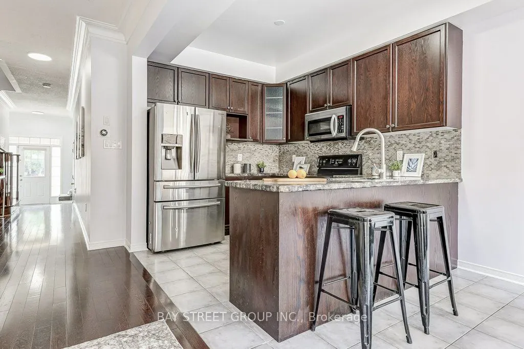 8 Edhouse Avenue
